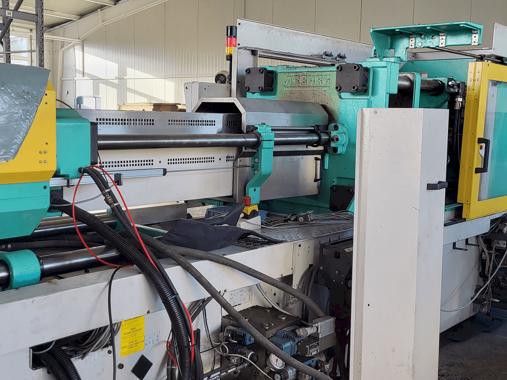 Makine Arburg Allrounder Centex 570C2200-1300 - Sol görünüm