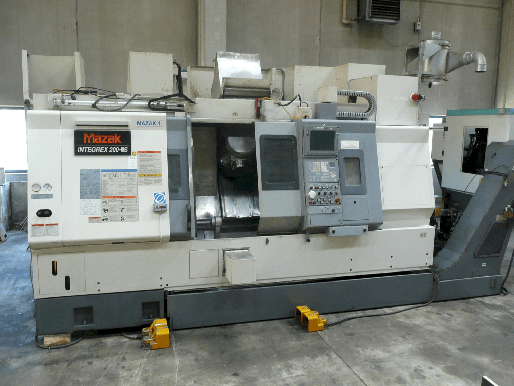 Makine Mazak INTEGREX 200-IIIS - Önden görünüm