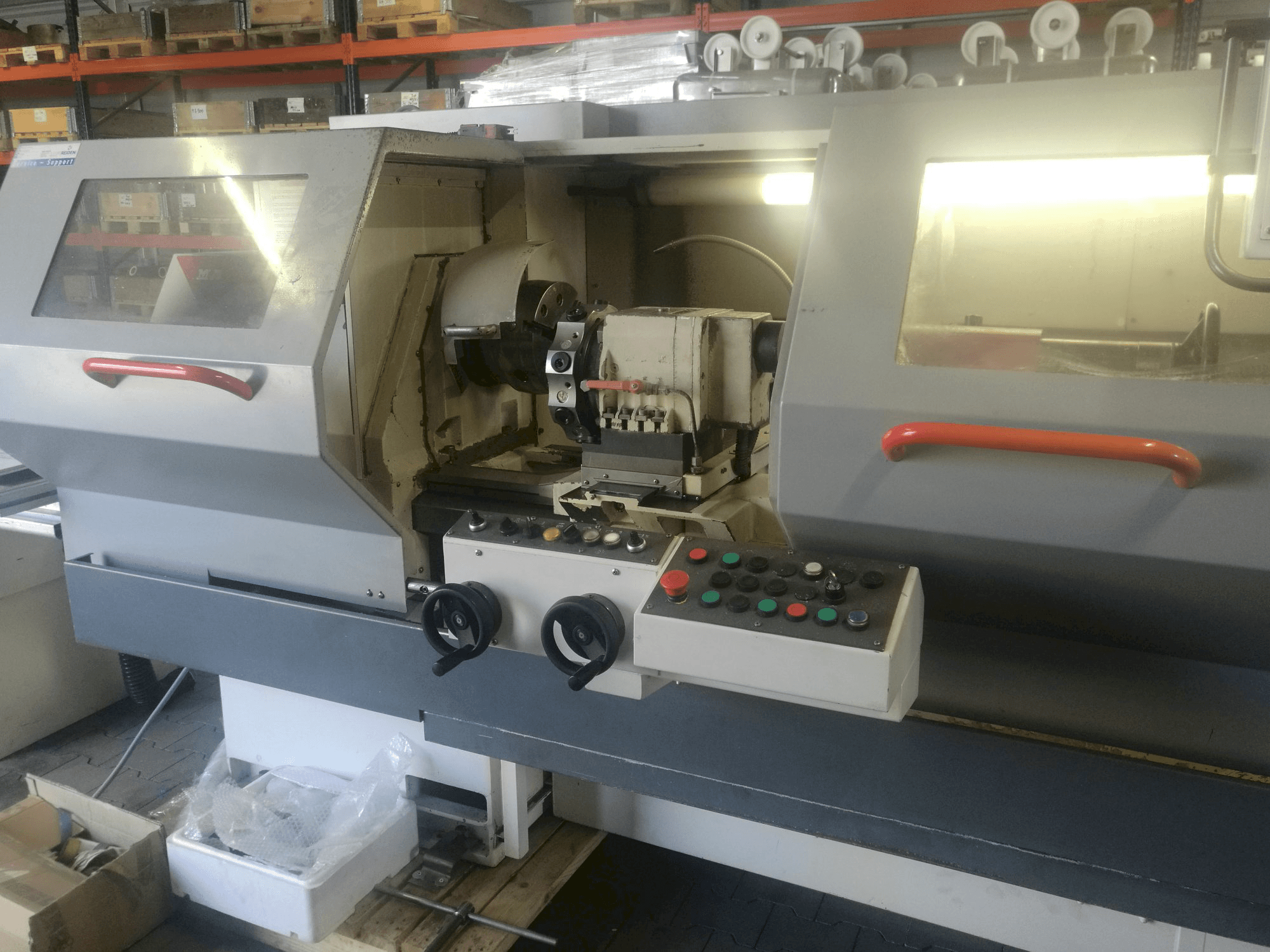 Makine KOVOSVIT MAS - Önden görünüm MT 54 CNC