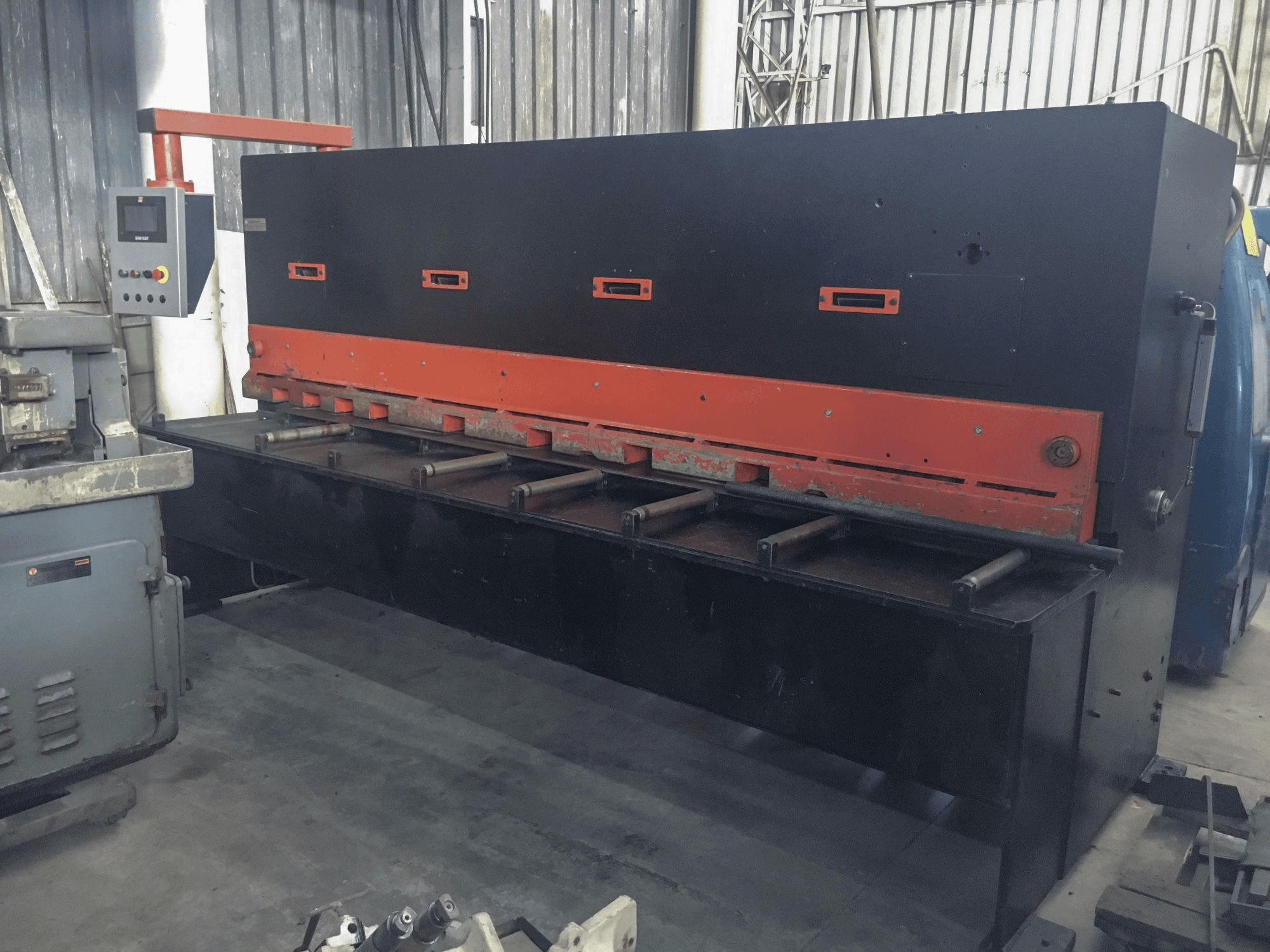 Makine Durma - Sağdan görünüm DHGM 3006