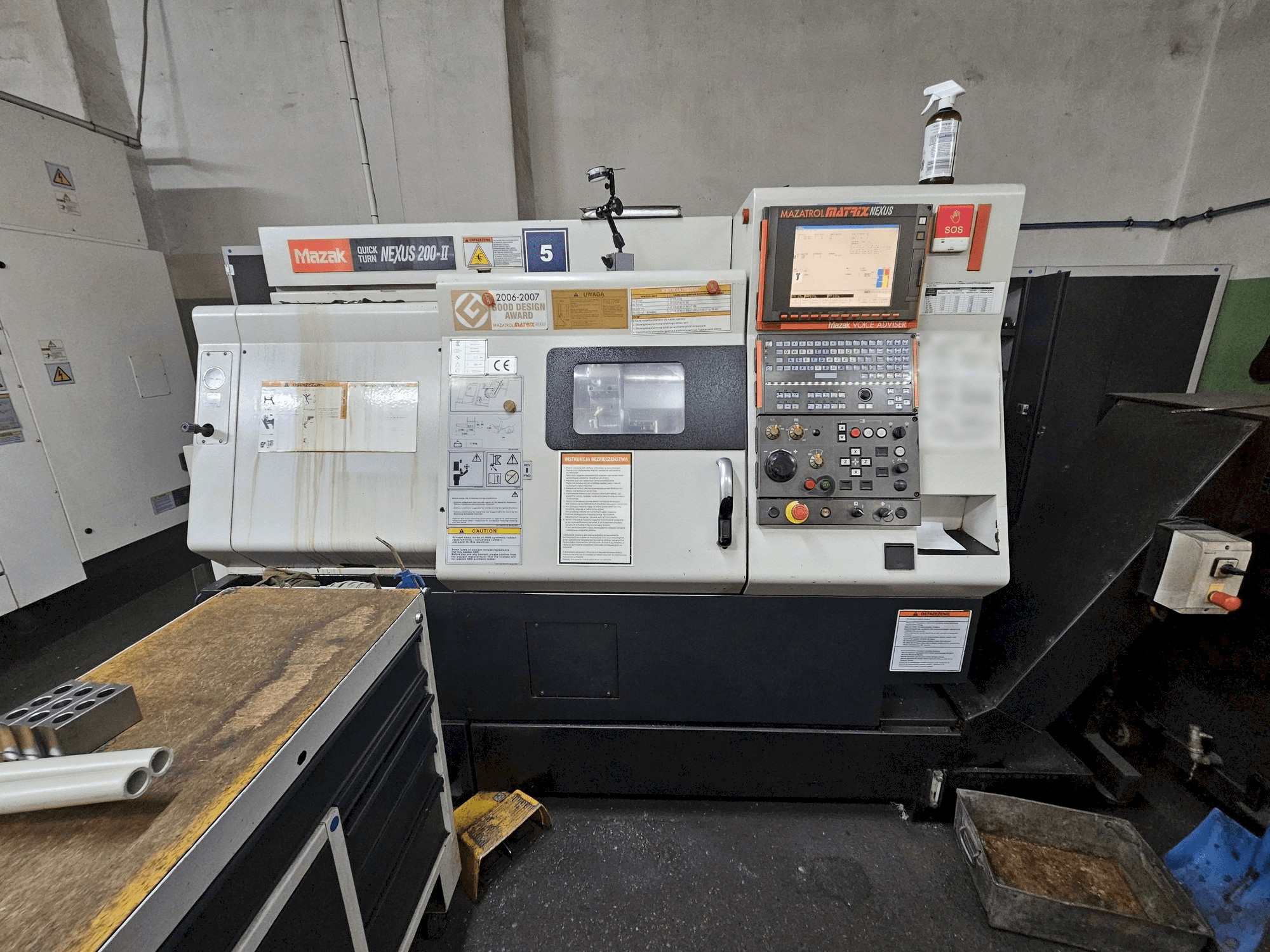 Makine Mazak QUICKTURN NEXUS 200-II - Önden görünüm