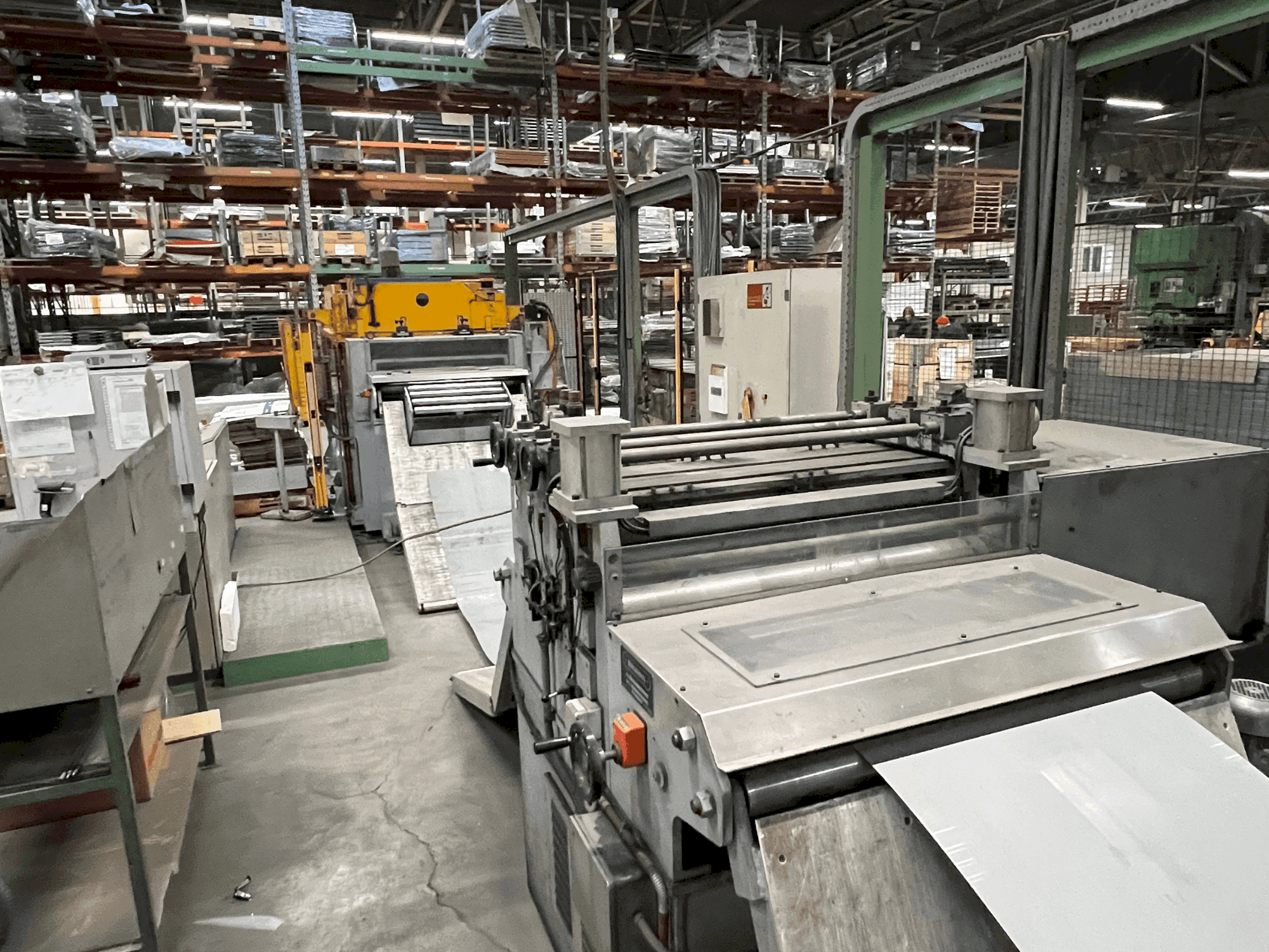 Makine MECASTEEL Coil Press Feeding Line - Önden görünüm