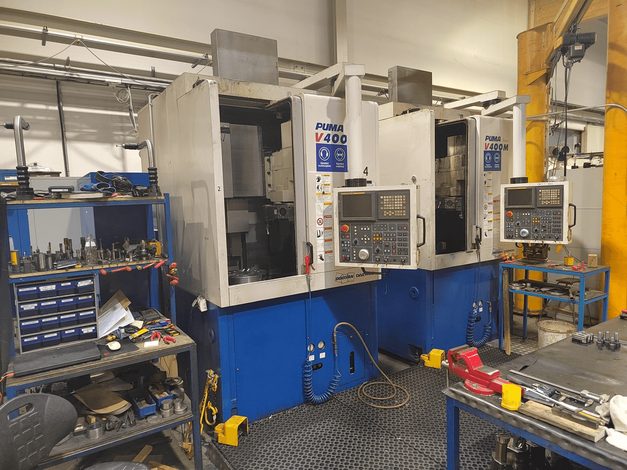 Makine Doosan Puma V400M - Önden görünüm