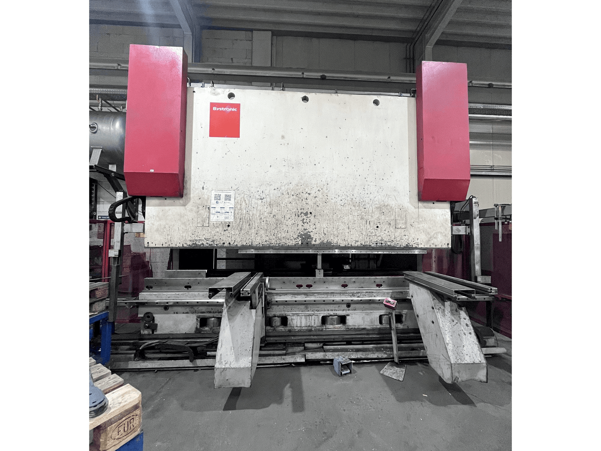 Makine BEYELER PR10 320/4100 - Önden görünüm