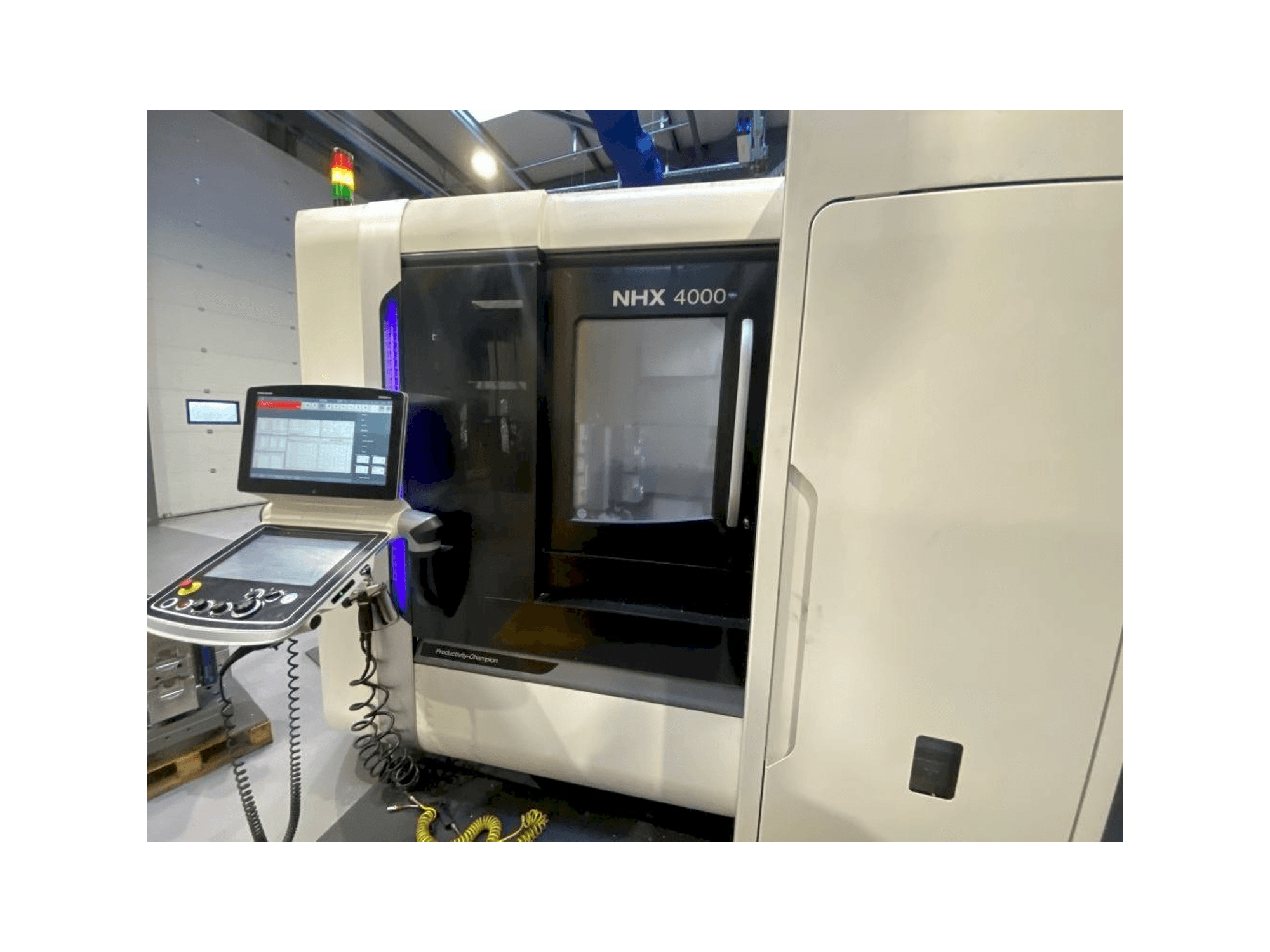 Makine DMG MORI NHX 4000 - Önden görünüm