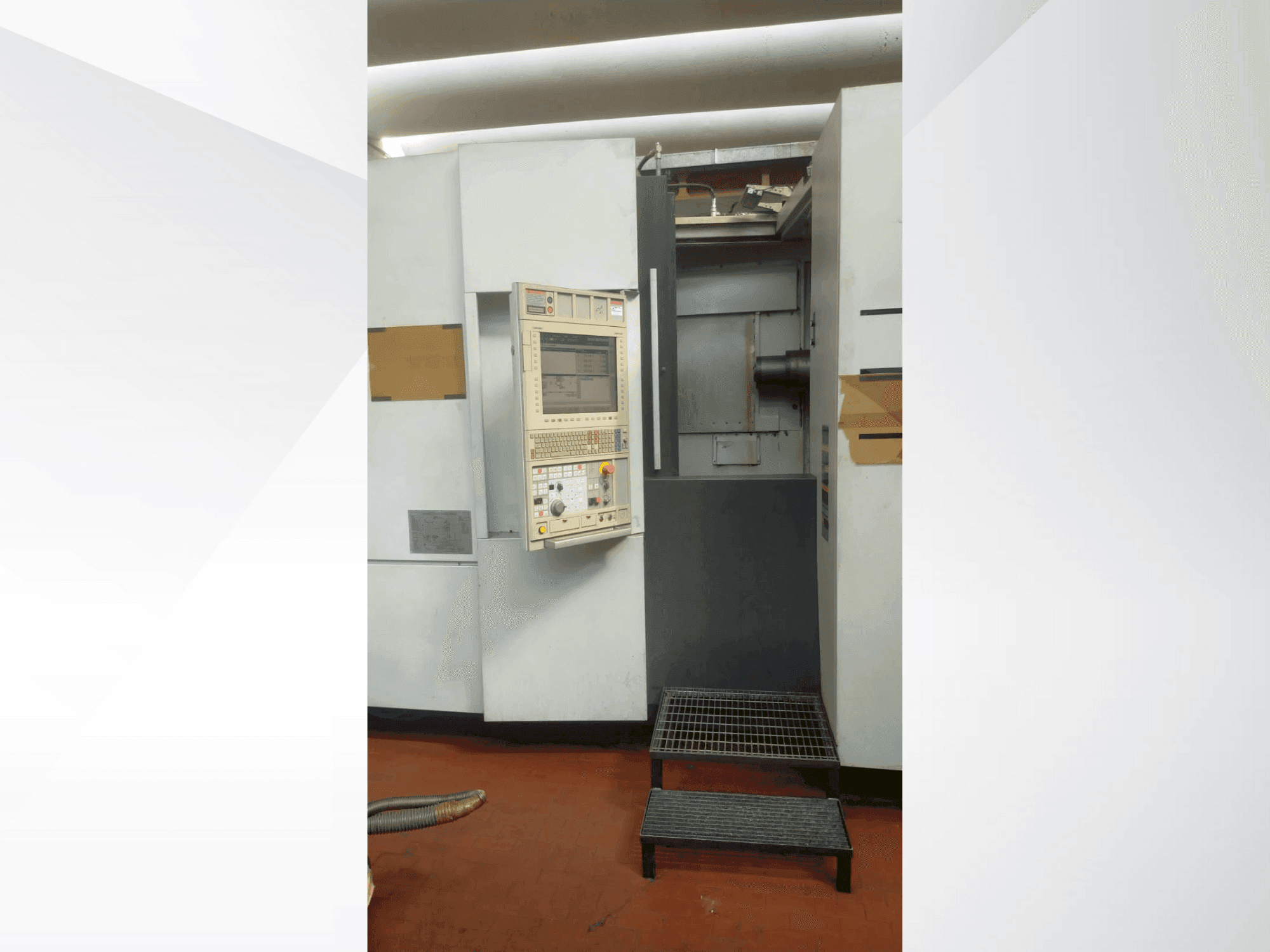 Makine MORI SEIKI NH 5000/40 DCG - Önden görünüm