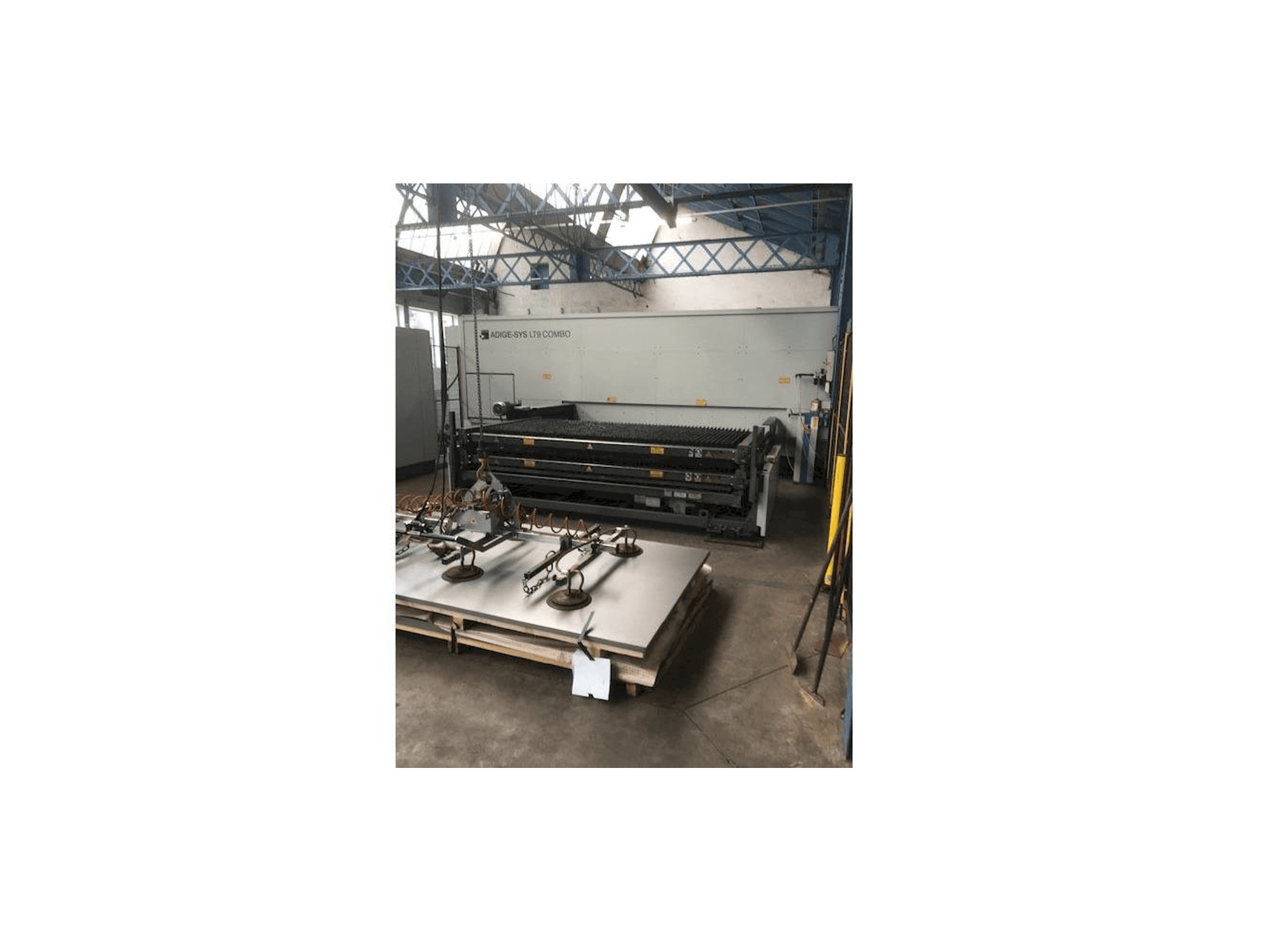 Makine BLM Adige-Sys LT9 Combo - Önden görünüm