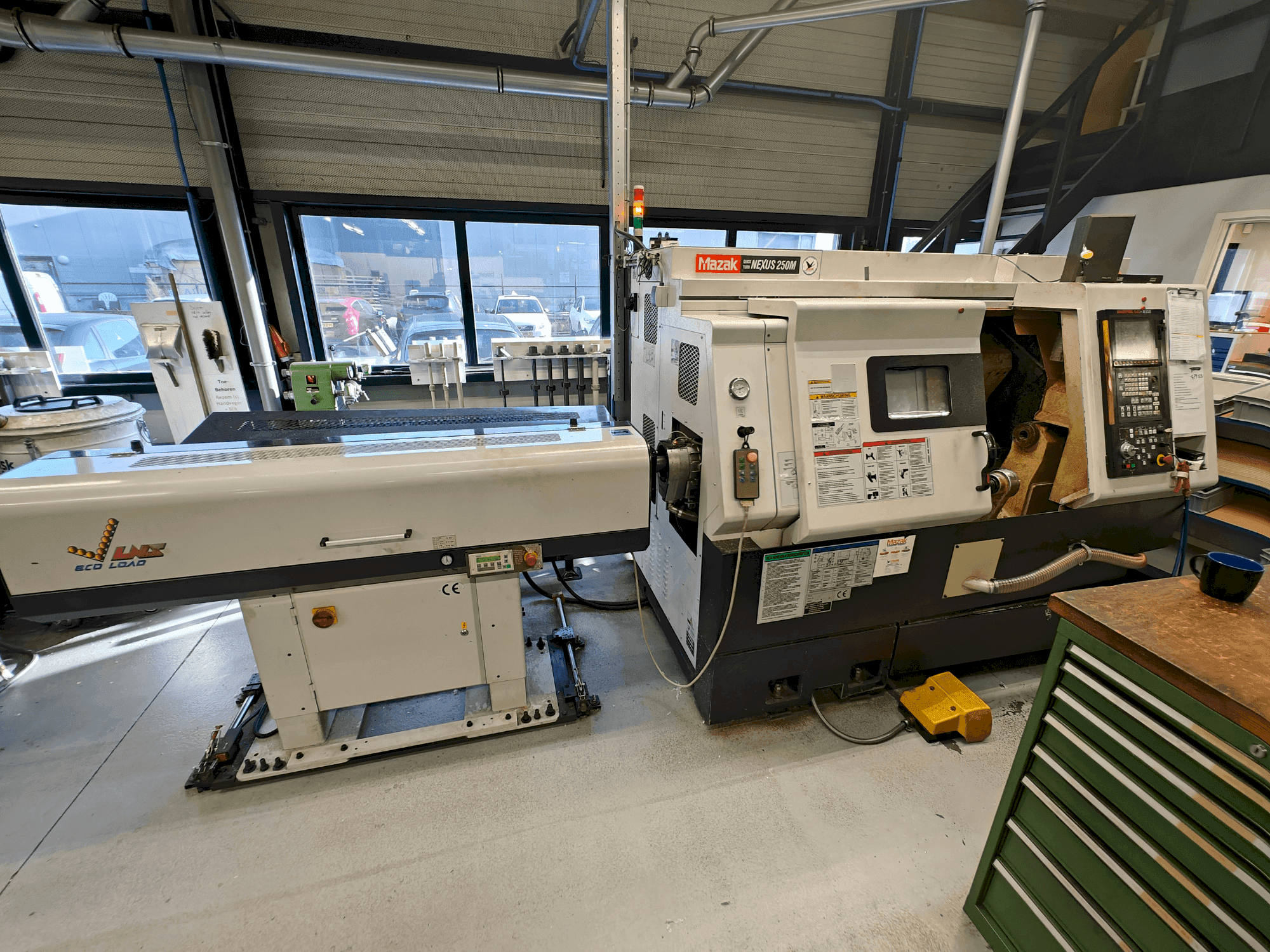 Makine Mazak Quick Turn Nexus 250M - Önden görünüm