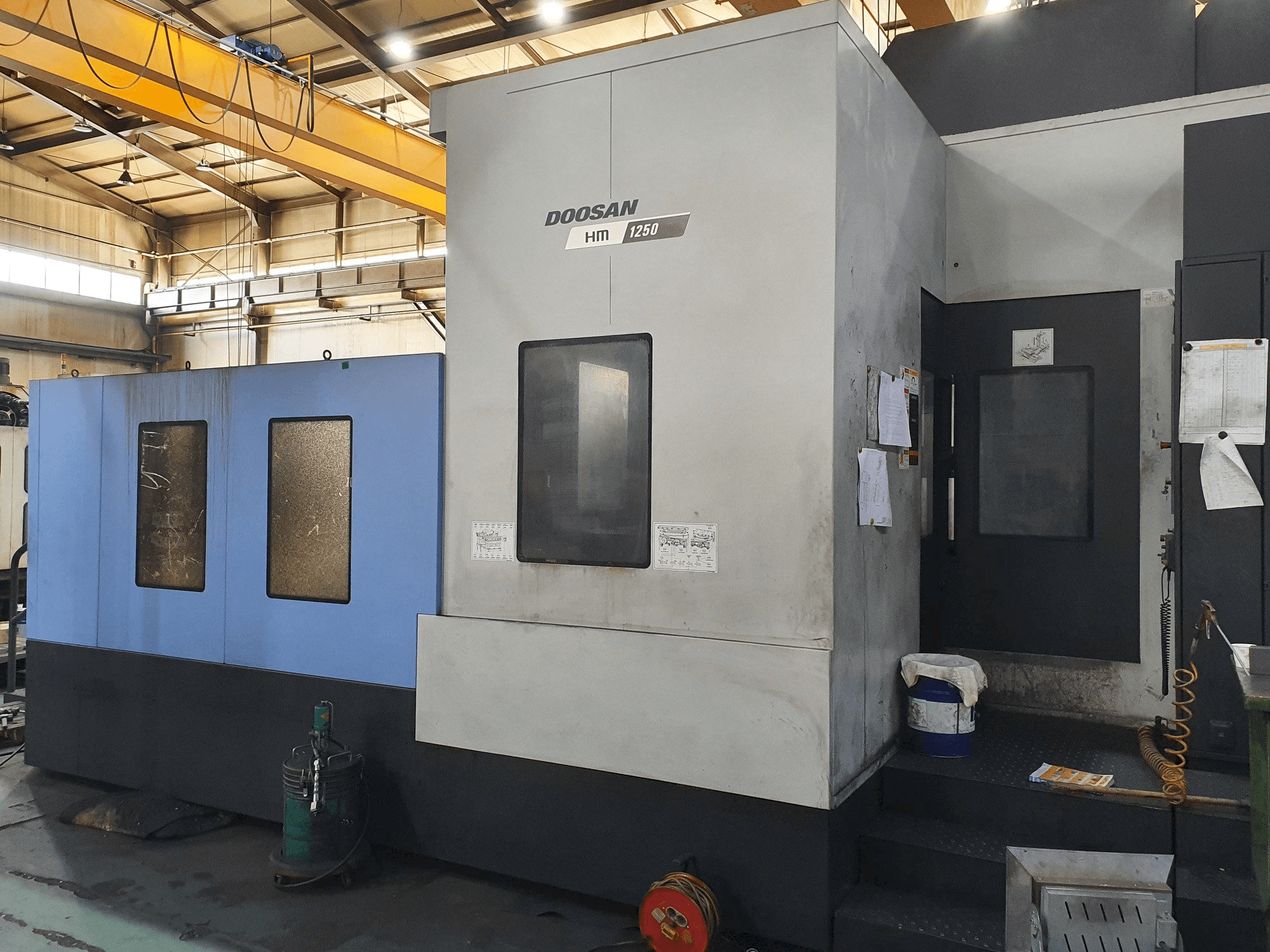 Makine Doosan HM 1250 - Önden görünüm