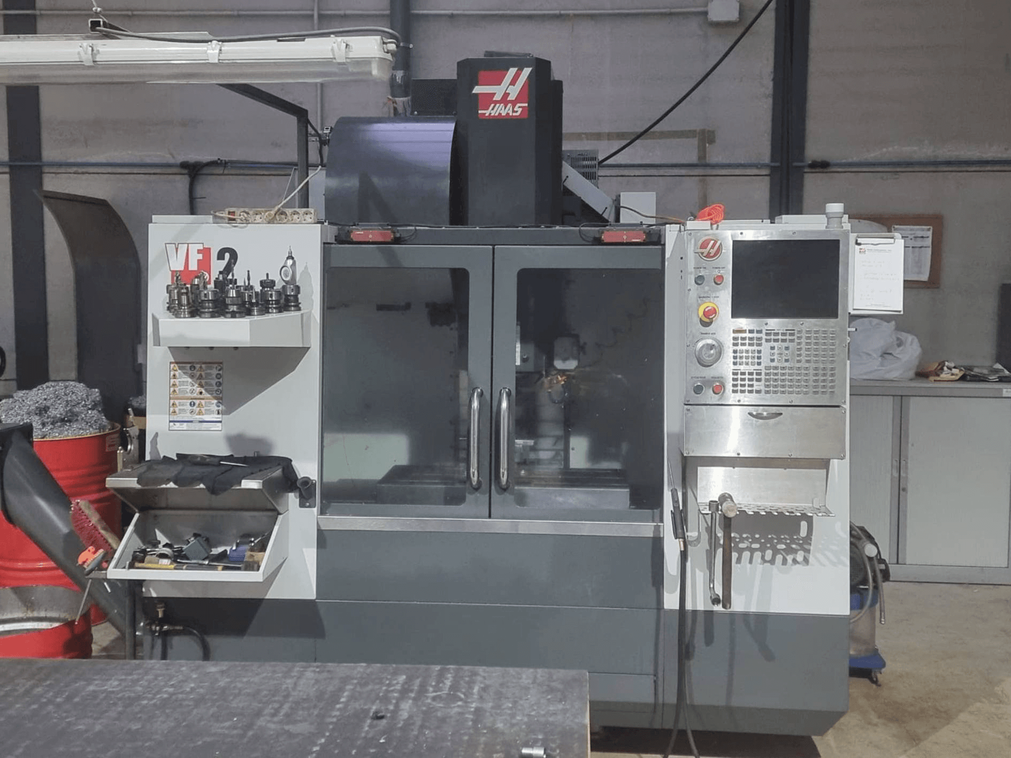 Makine HAAS VF-2 - Önden görünüm