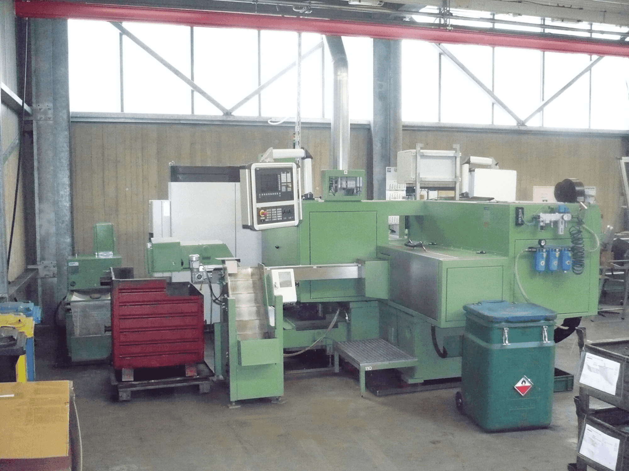 Makine HK-KON L2SDZ-6 - Önden görünüm