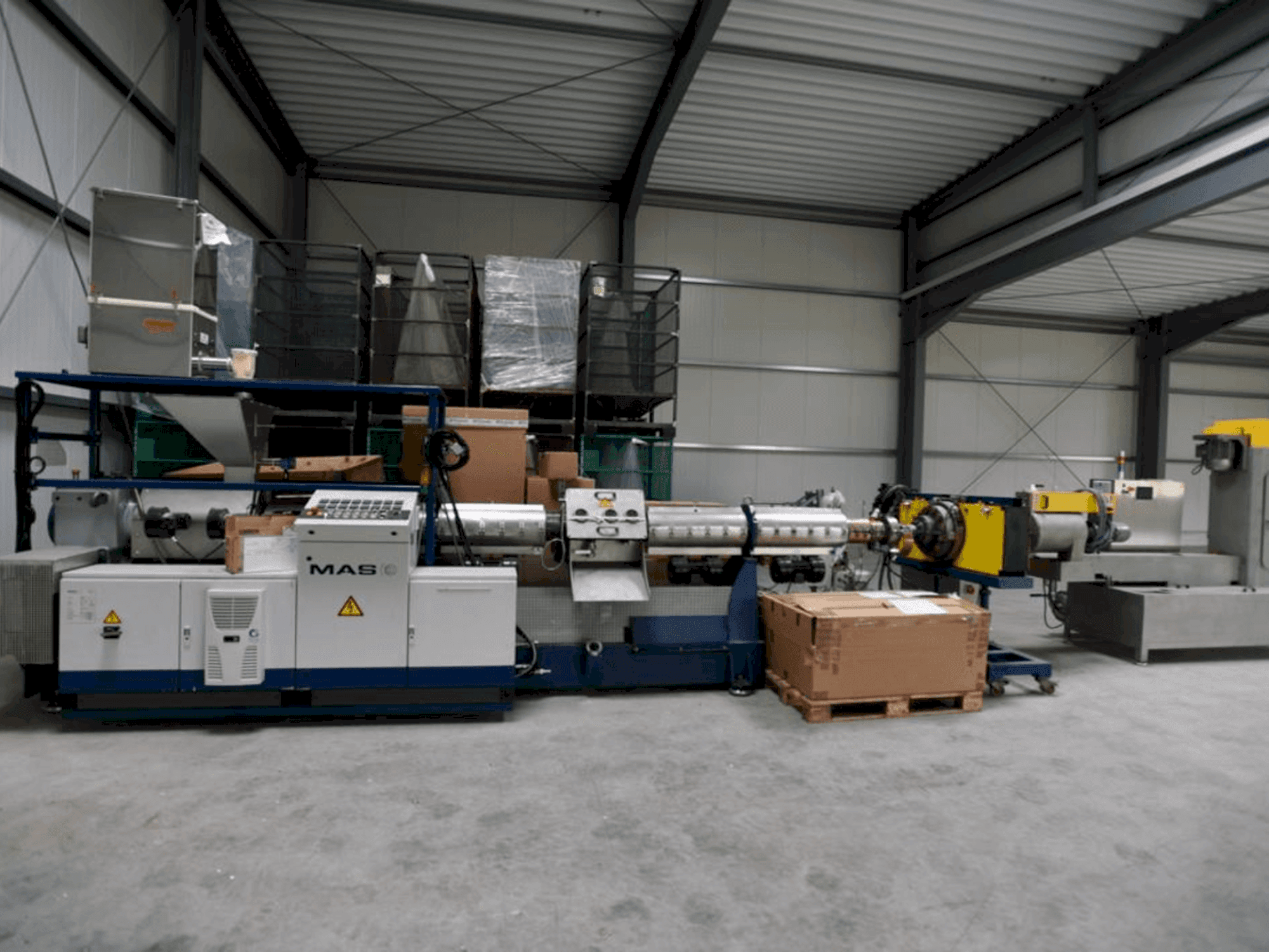 Makine MAS 120E - Önden görünüm