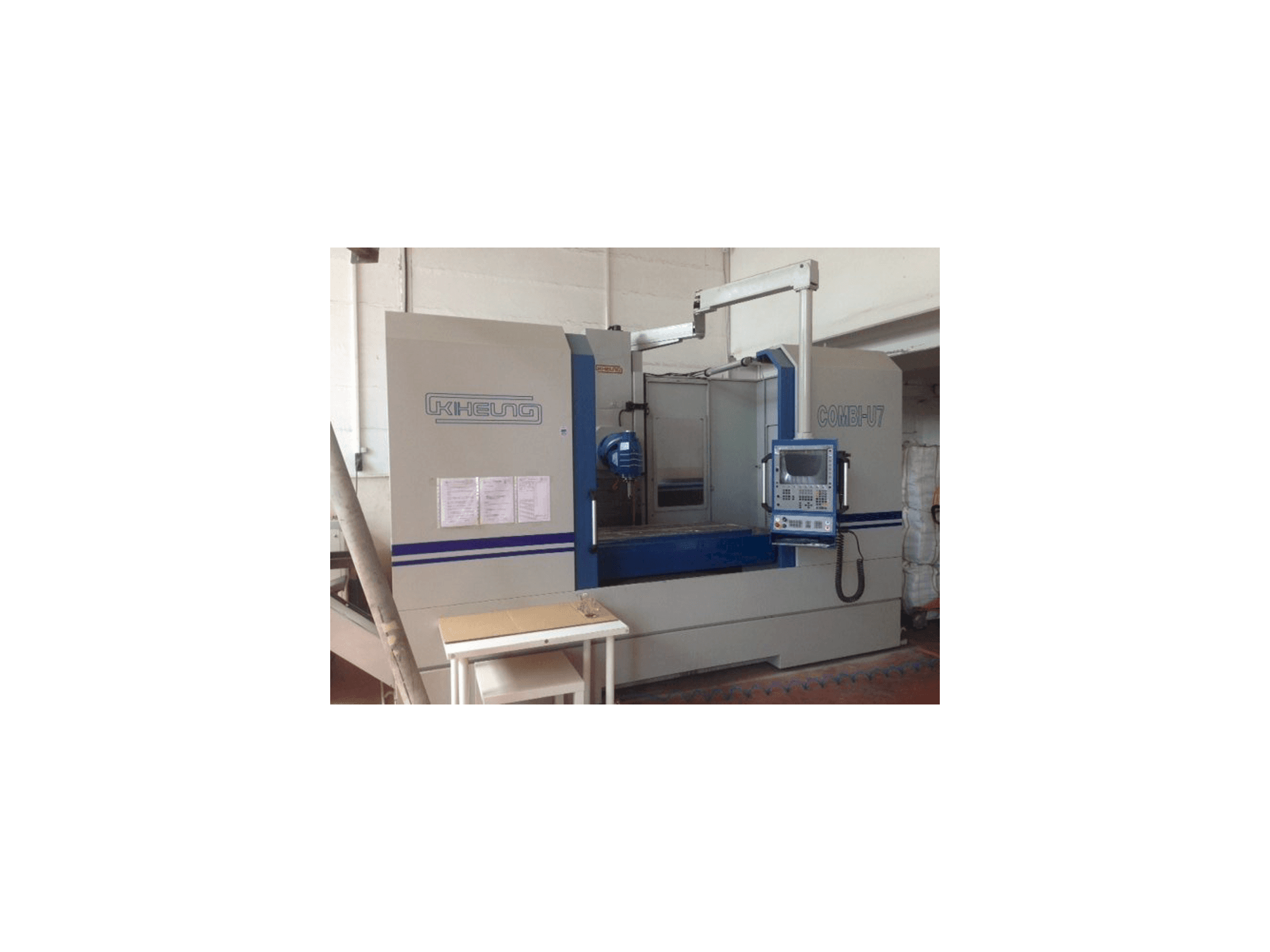 Makine KIHEUNG COMBI U7 - Önden görünüm
