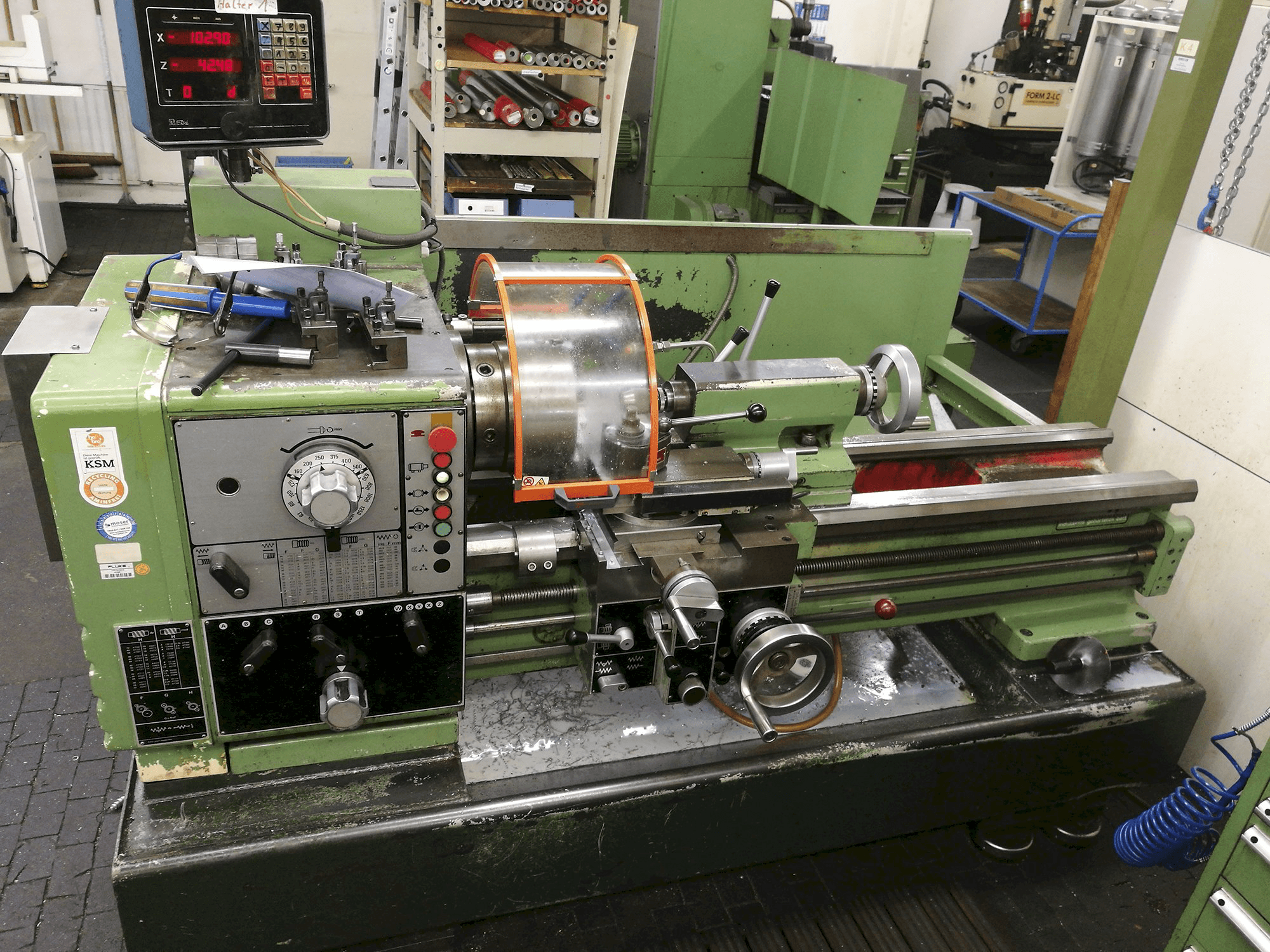 Makine Harrison - Önden görünüm M400