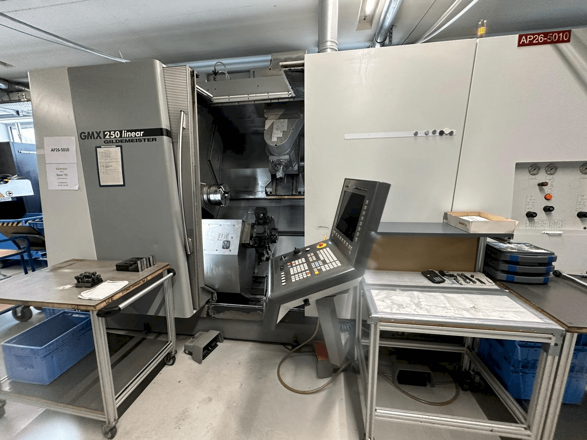 Makine DMG GMX 250 linear - Önden görünüm