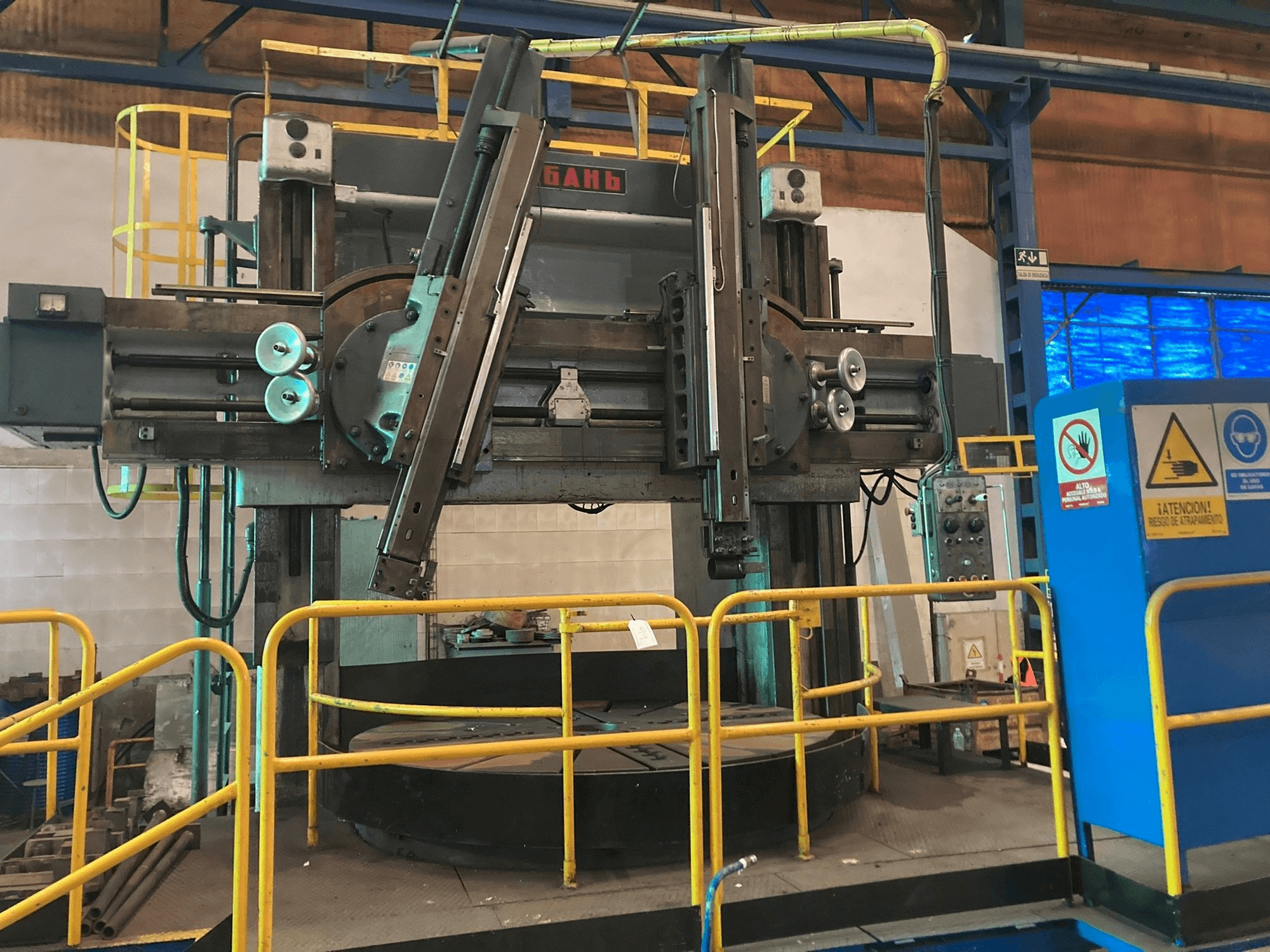 Makine STANKO - Önden görünüm