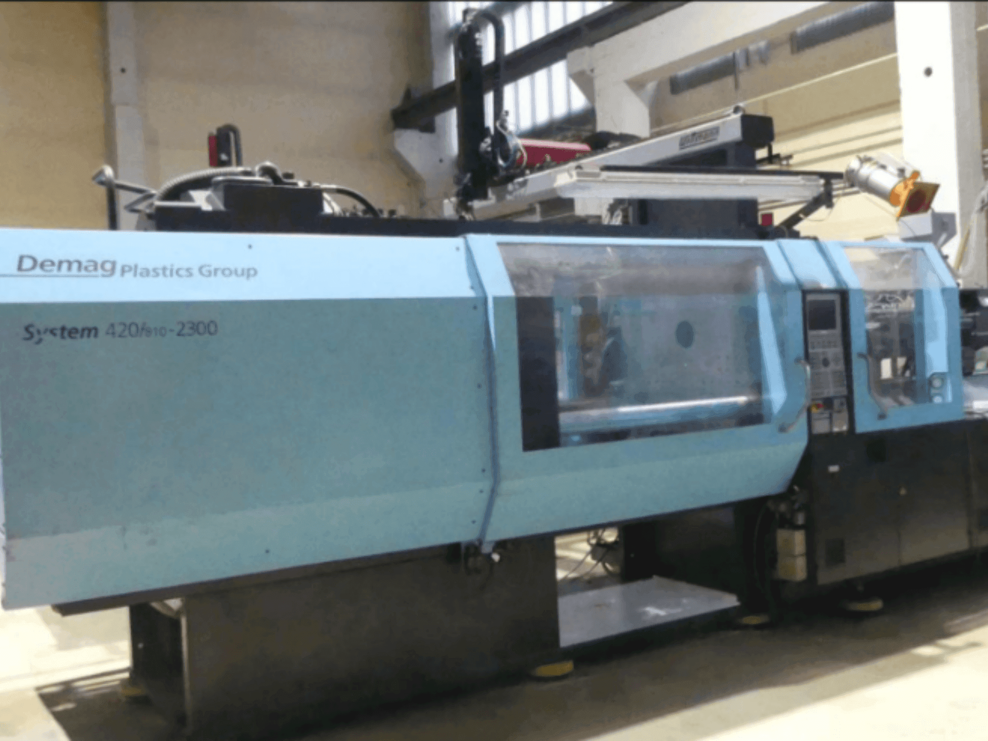 Makine DEMAG Ergotech 420/810-2300 - Önden görünüm