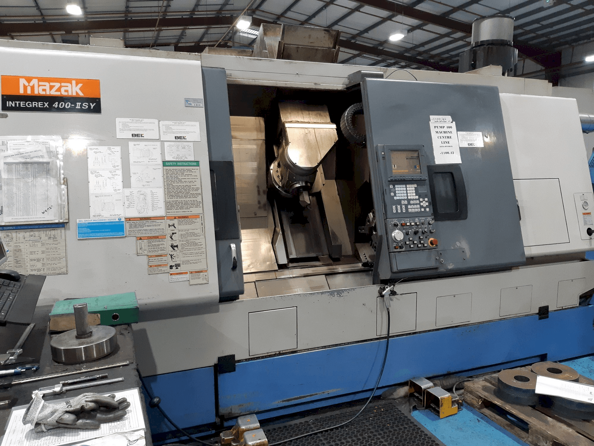 Makine Mazak Integrex 400 II SY - Önden görünüm