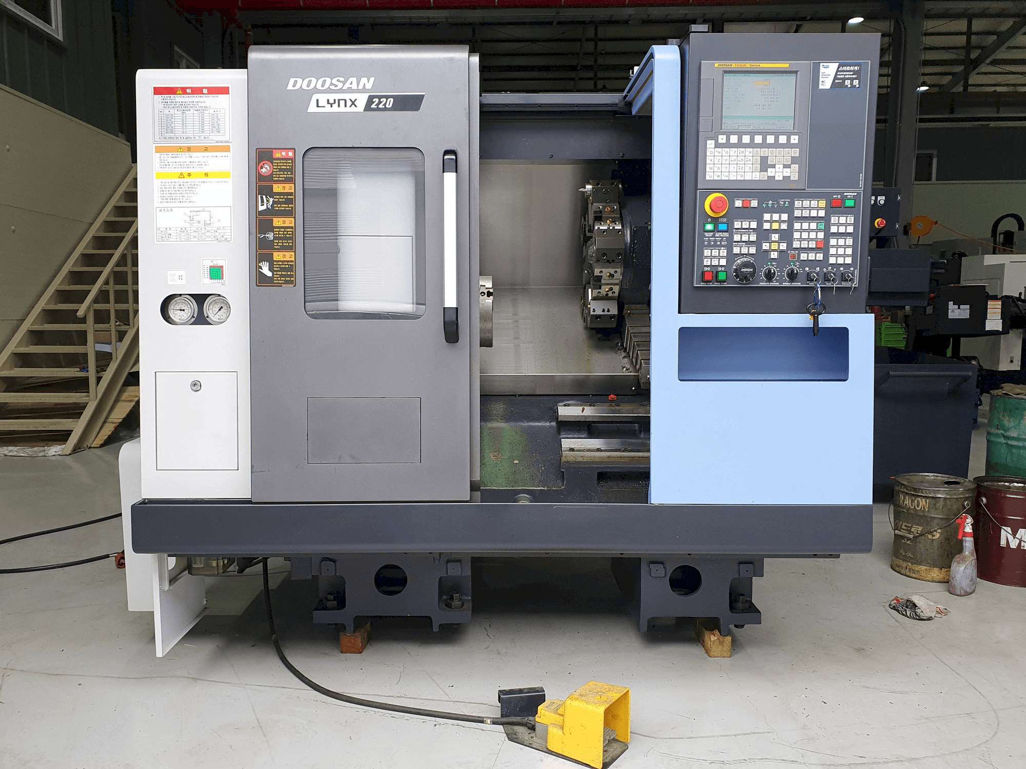 Makine Doosan LYNX220C - Önden görünüm