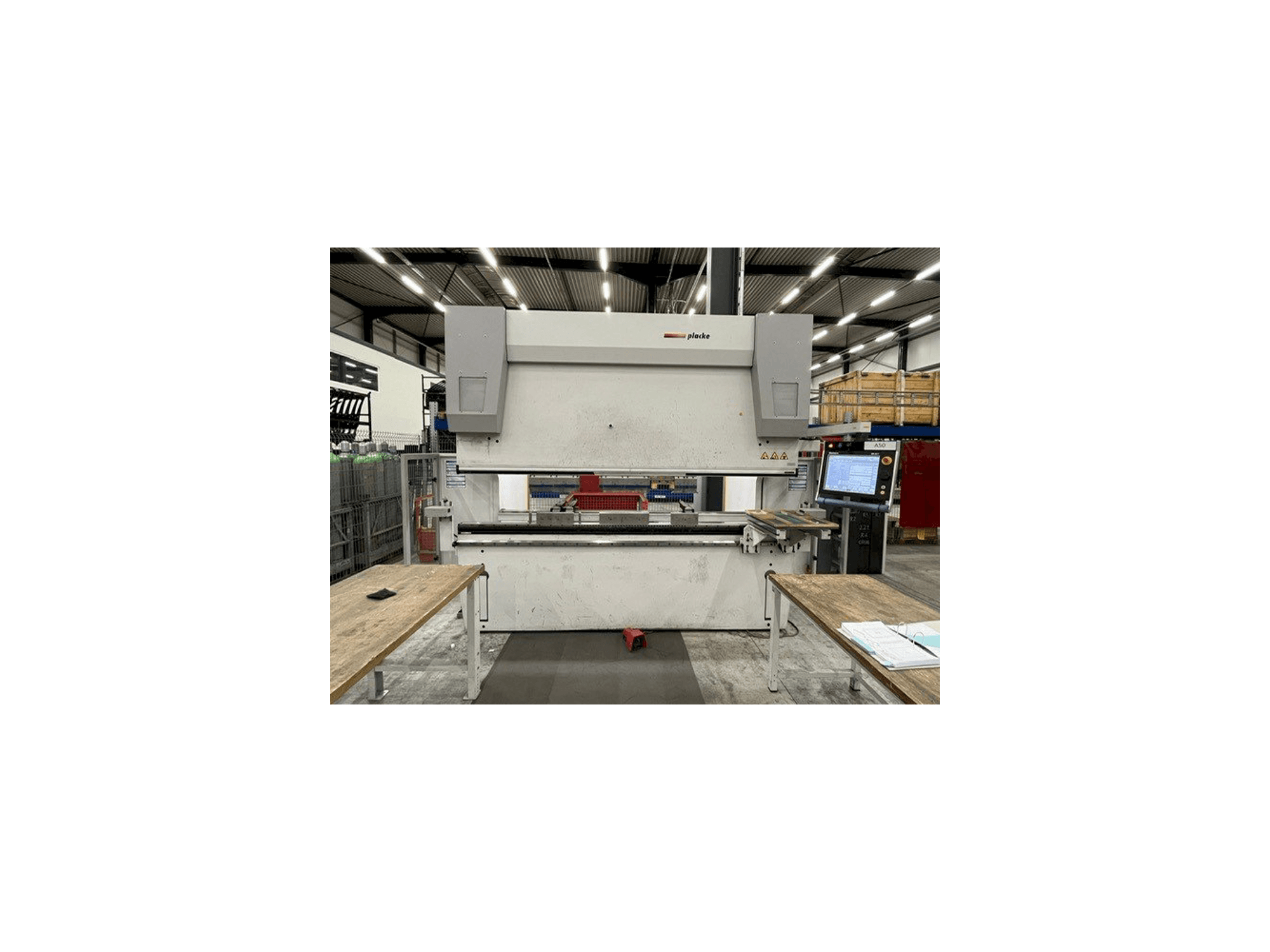 Makine PLACKE HQPB P595 - Önden görünüm