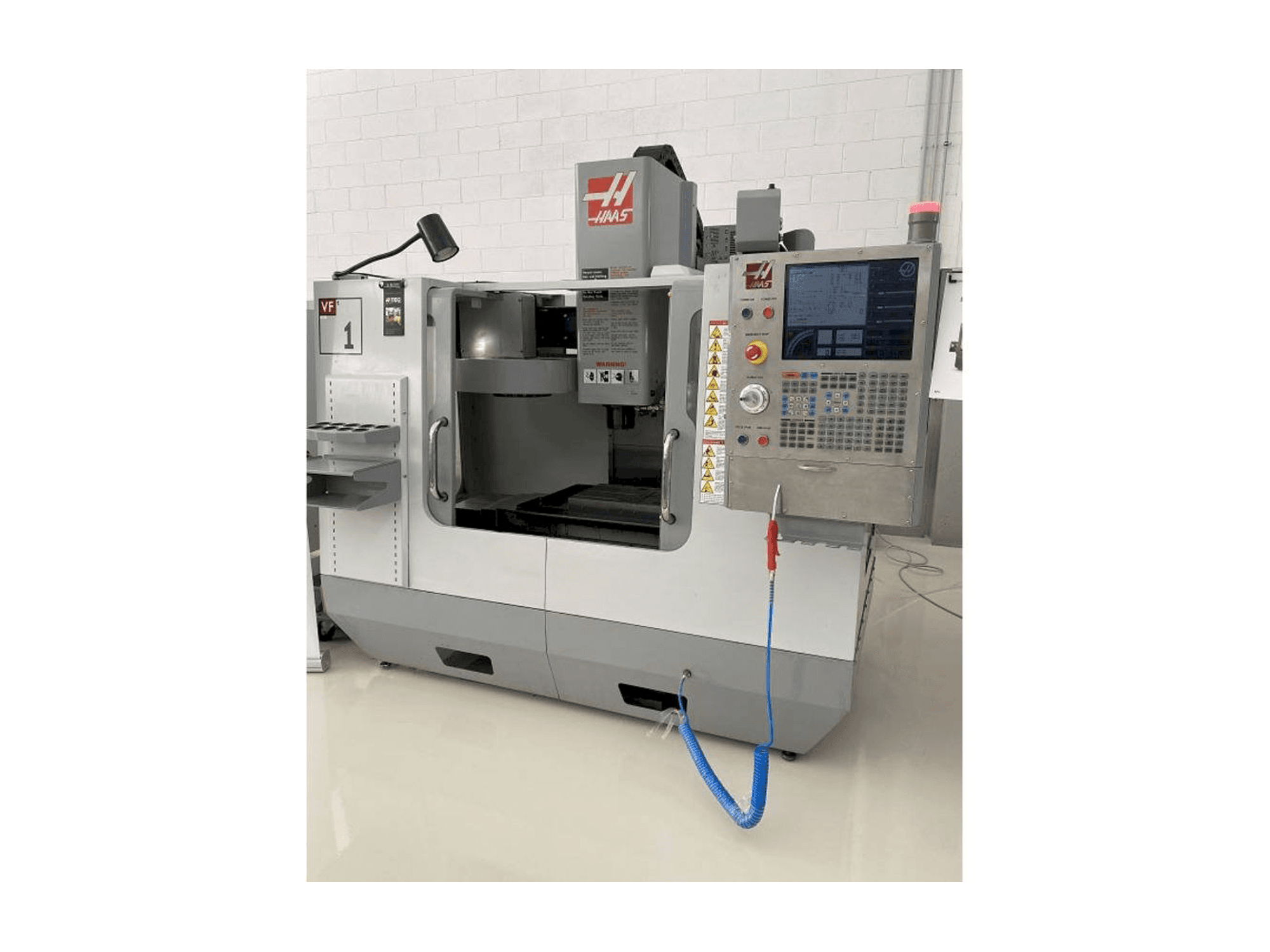 Makine HAAS VF-1 - Önden görünüm