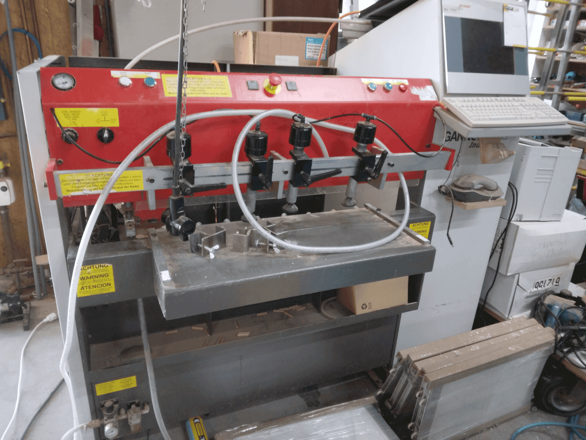 Makine GANNOMAT Index Logic T70 - Önden görünüm