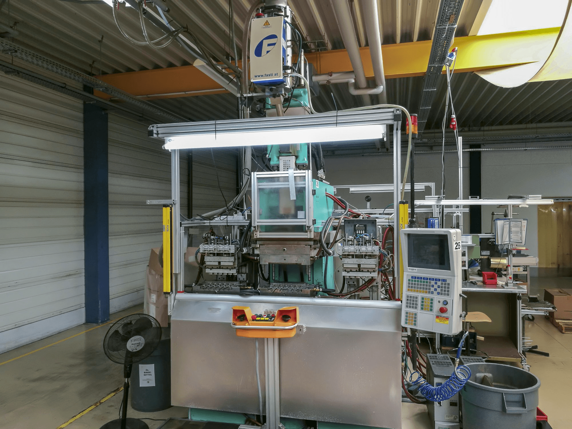 Makine Arburg - Önden görünüm 270C 400-100