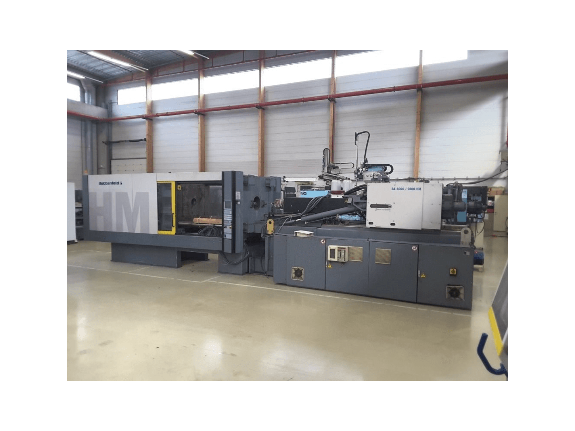 Makine Battenfeld BA 5000 - 2800 HM - Önden görünüm