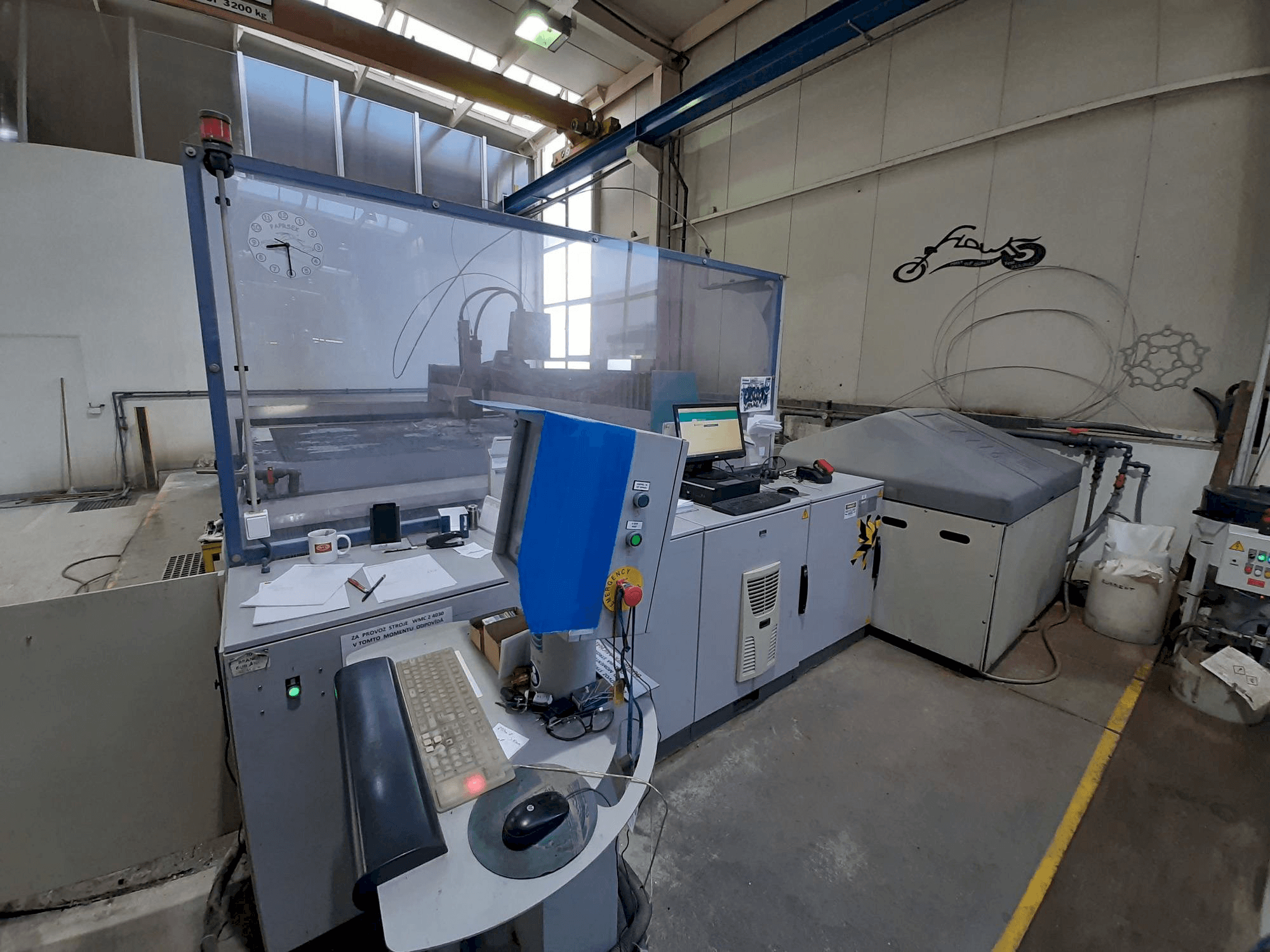 Makine Flow WMC2-4030 - Önden görünüm