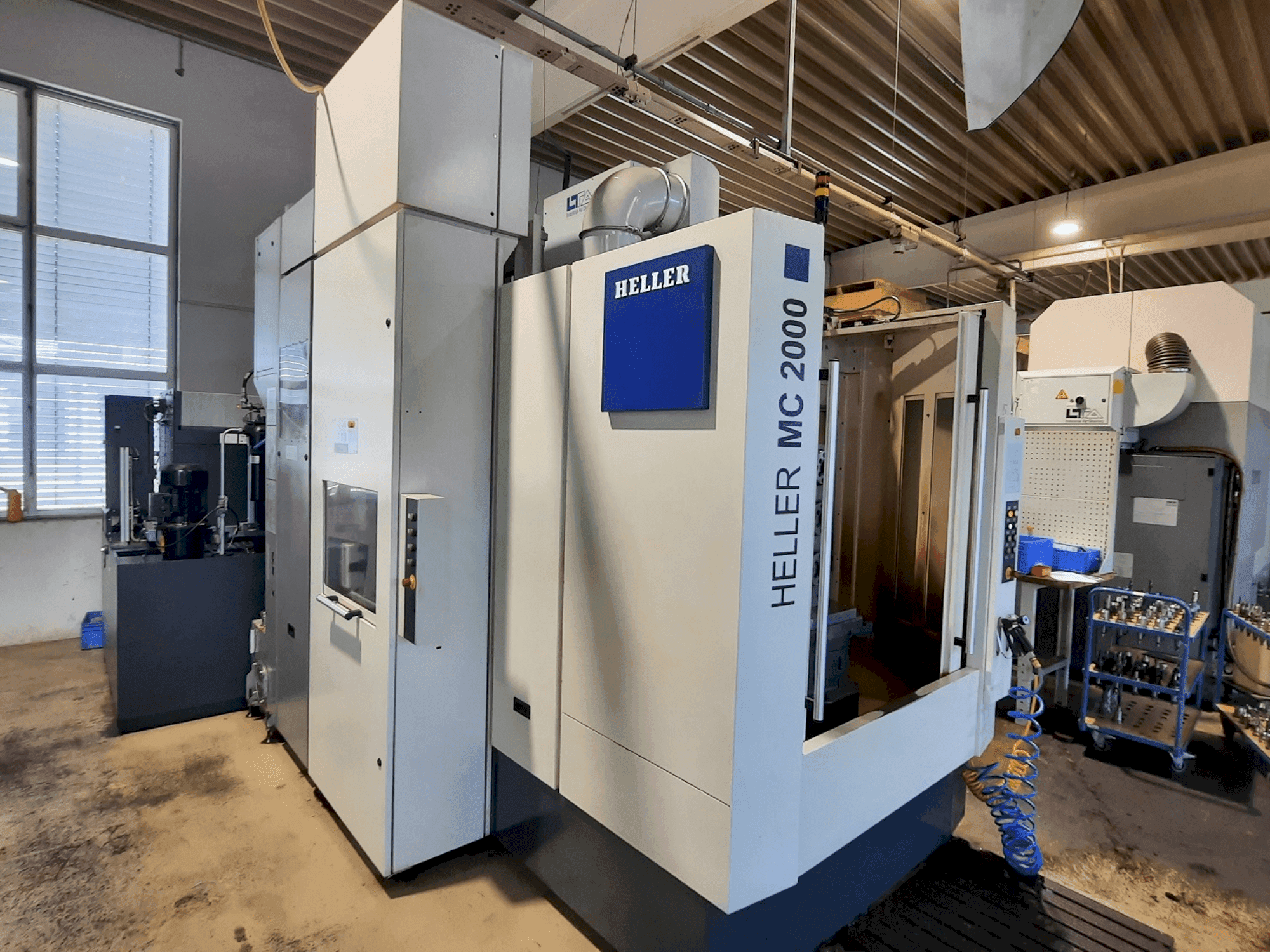 Makine HELLER MC 2000 - Önden görünüm