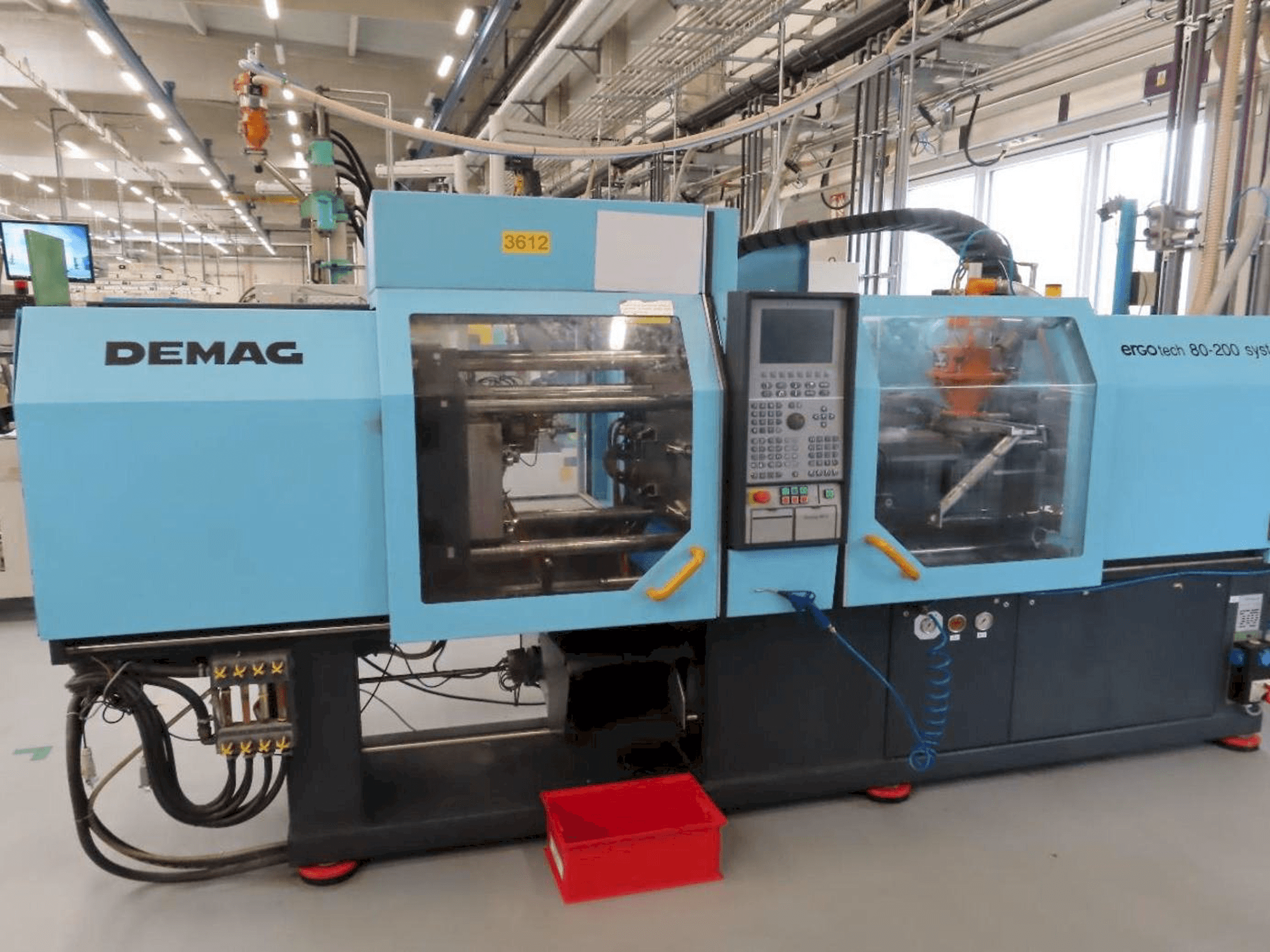 Makine DEMAG Ergotech 80-200 System - Önden görünüm