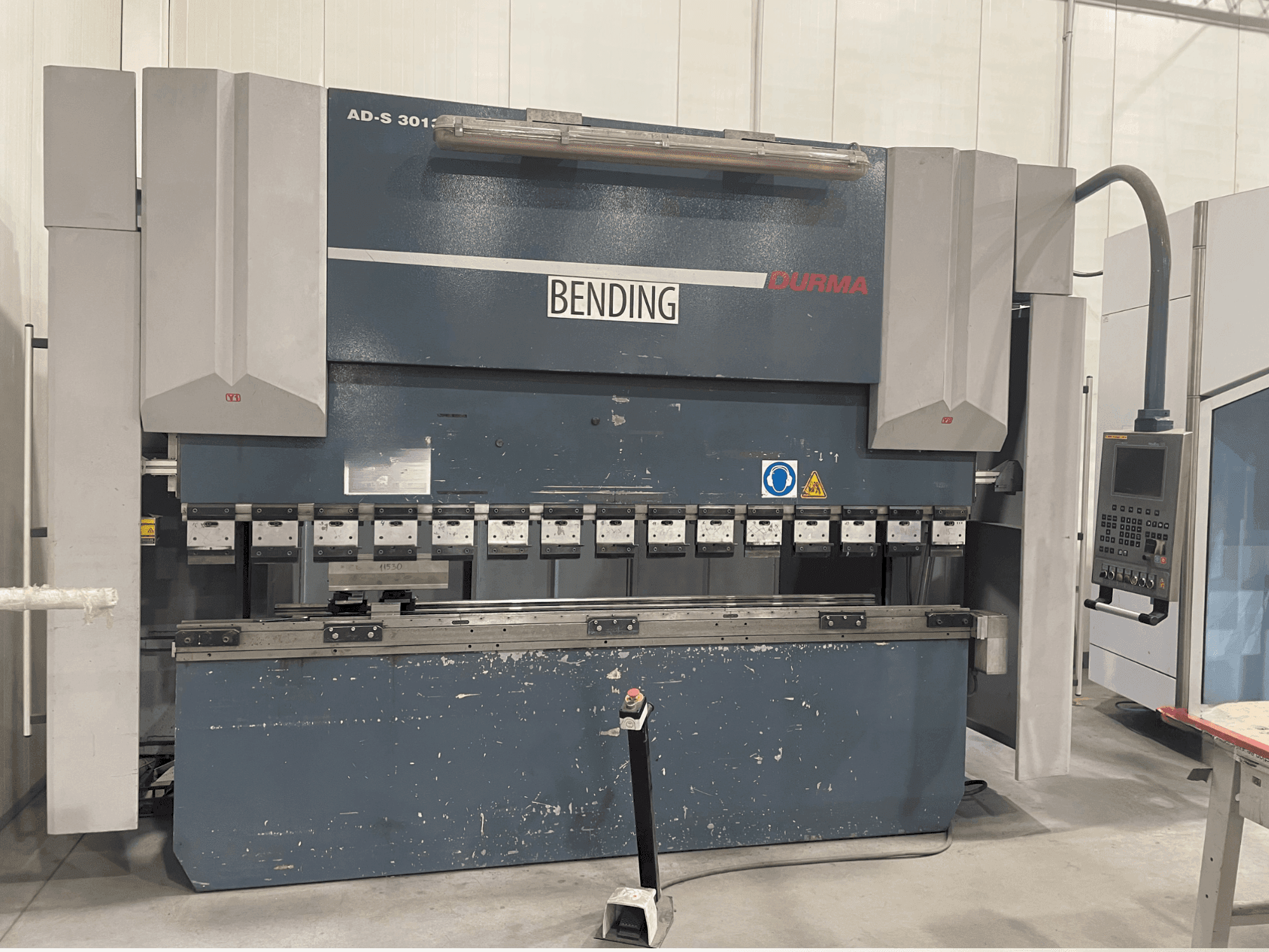 Makine Durma AD-S 30135 - Önden görünüm