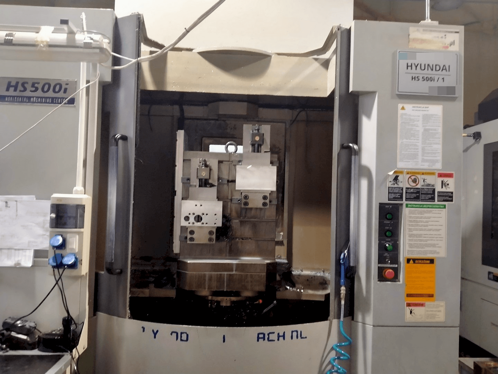 Makine Hyundai Kia HS500i - Önden görünüm