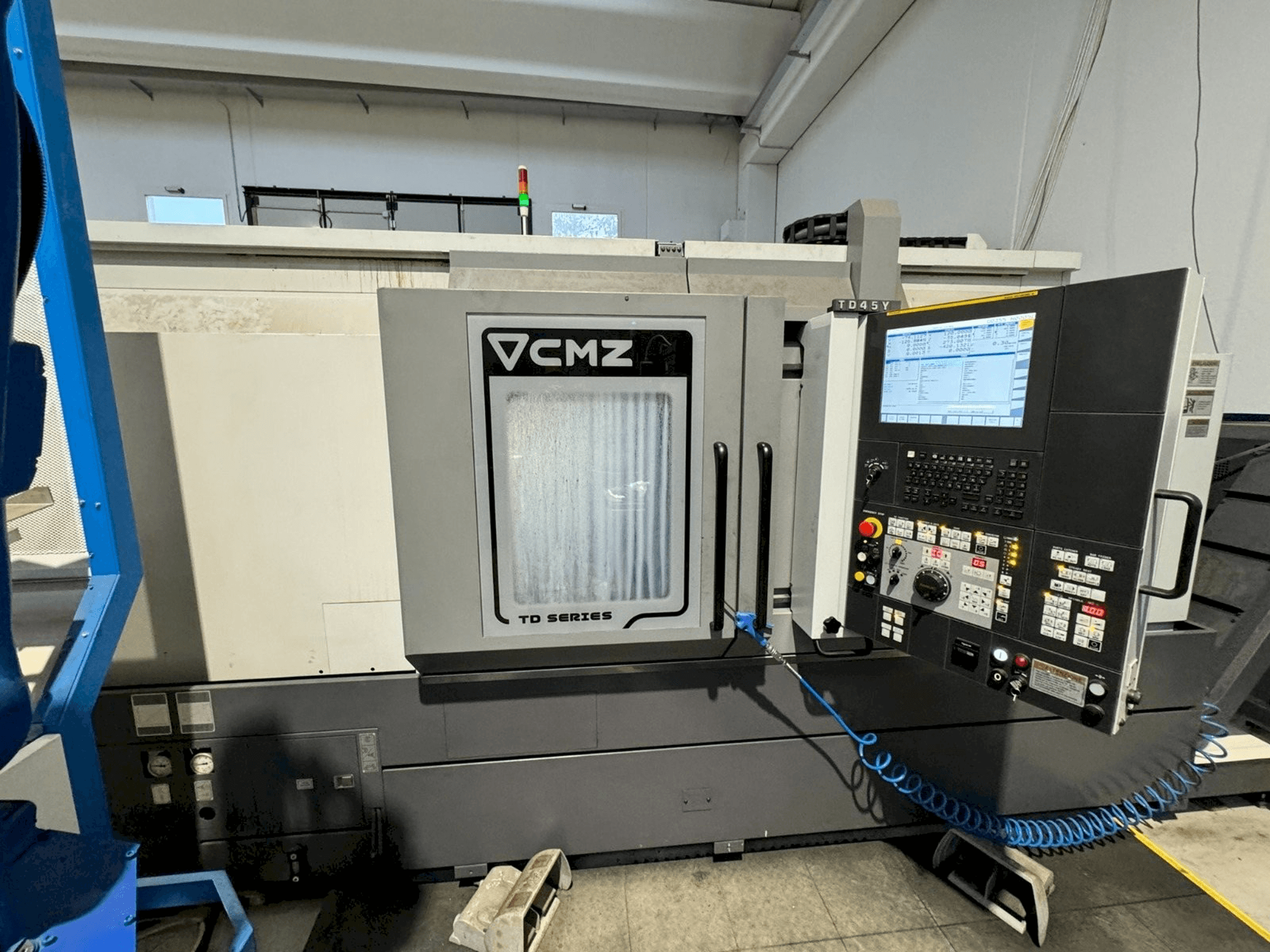Makine CMZ TD 45 Y 1350 - Önden görünüm
