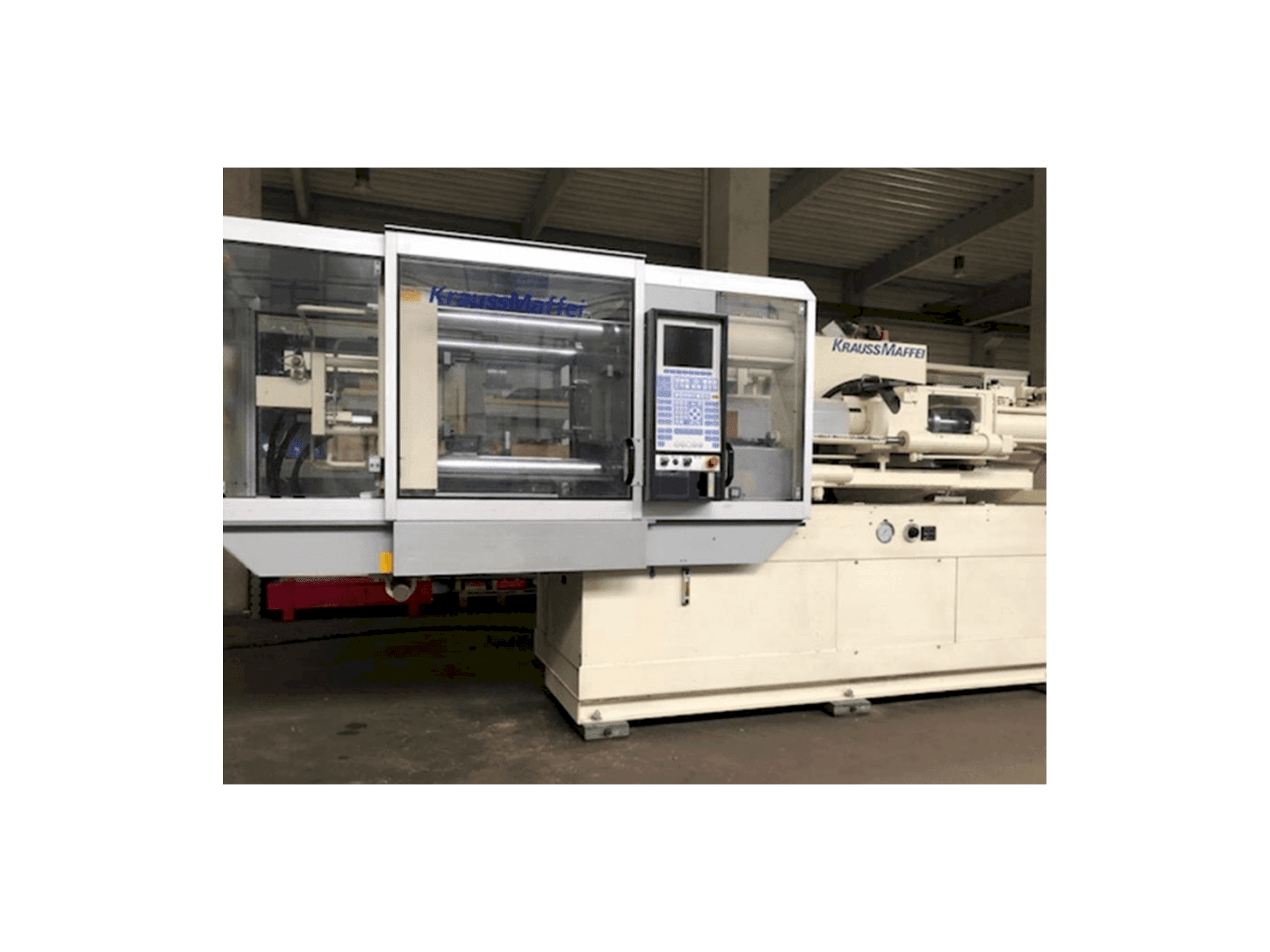 Makine Krauss Maffei 150-700 C2 - Önden görünüm