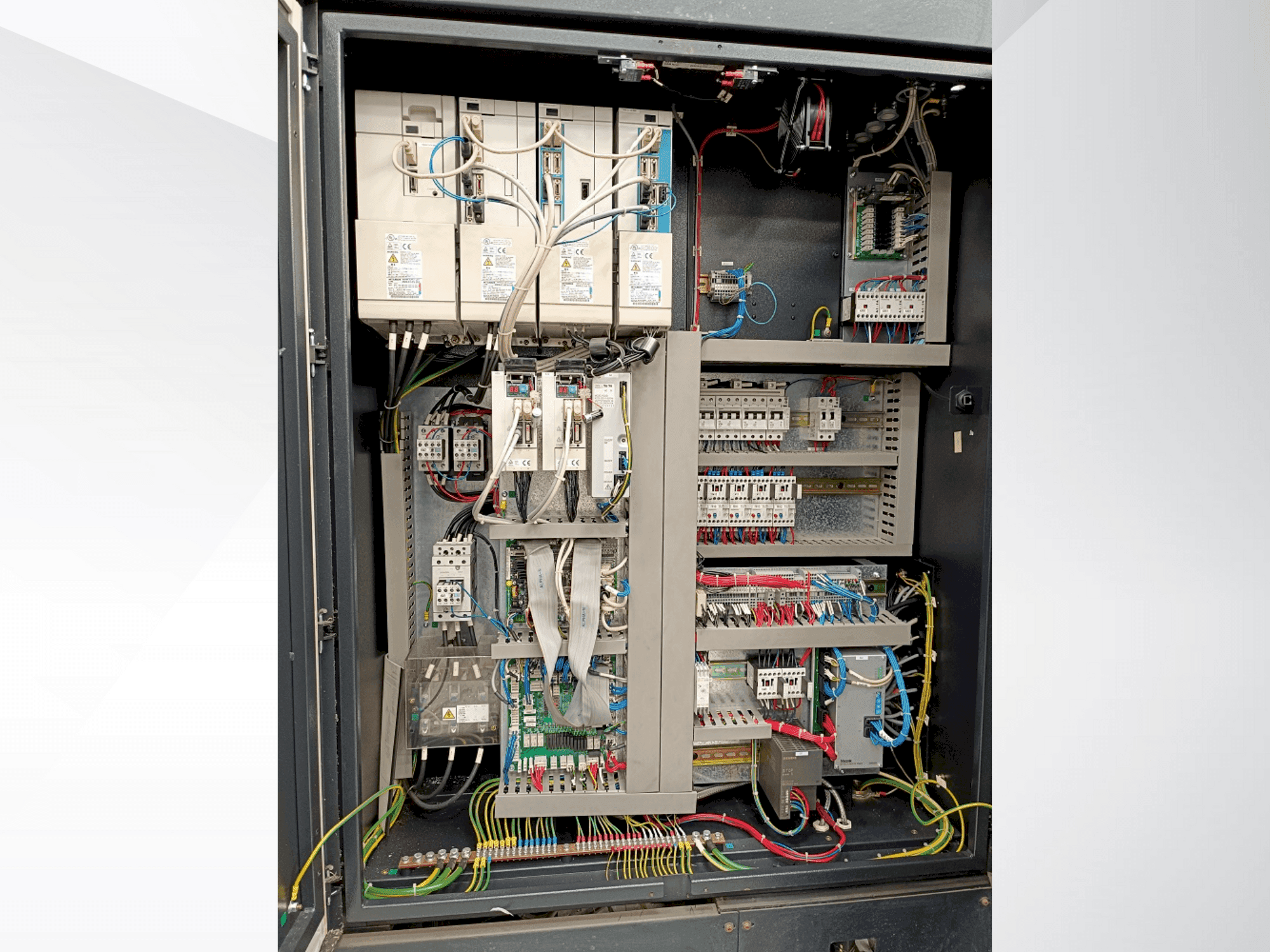 Makine Mazak VTC-200C - Ayrıntı