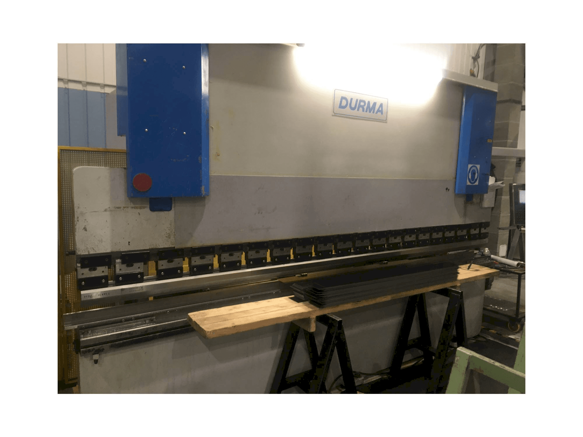 Makine Durma CNC HAP 40160 175-4000 - Önden görünüm