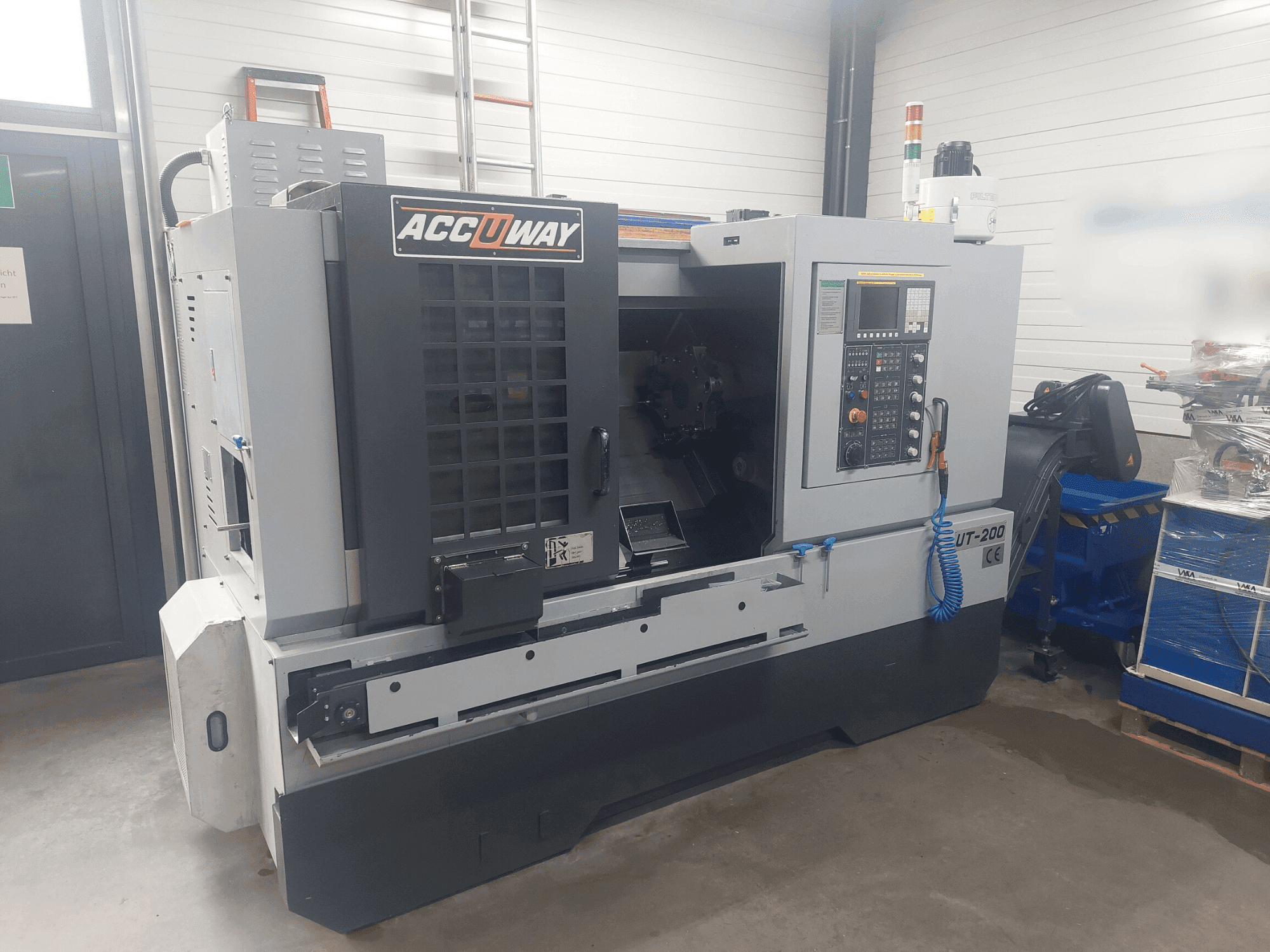 Makine ACCUWAY UT-200 - Önden görünüm