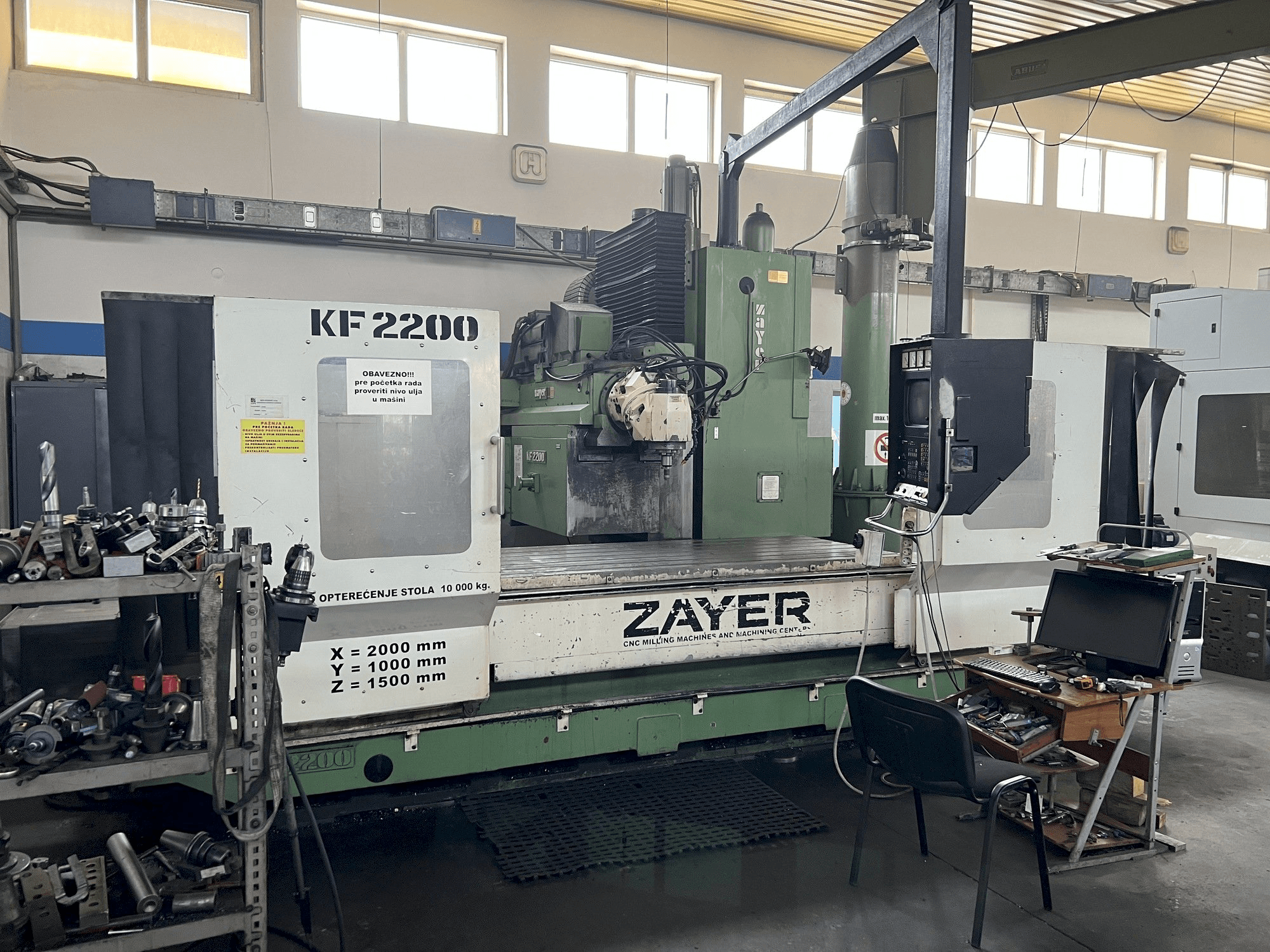 Makine Zayer KF 2200 - Önden görünüm