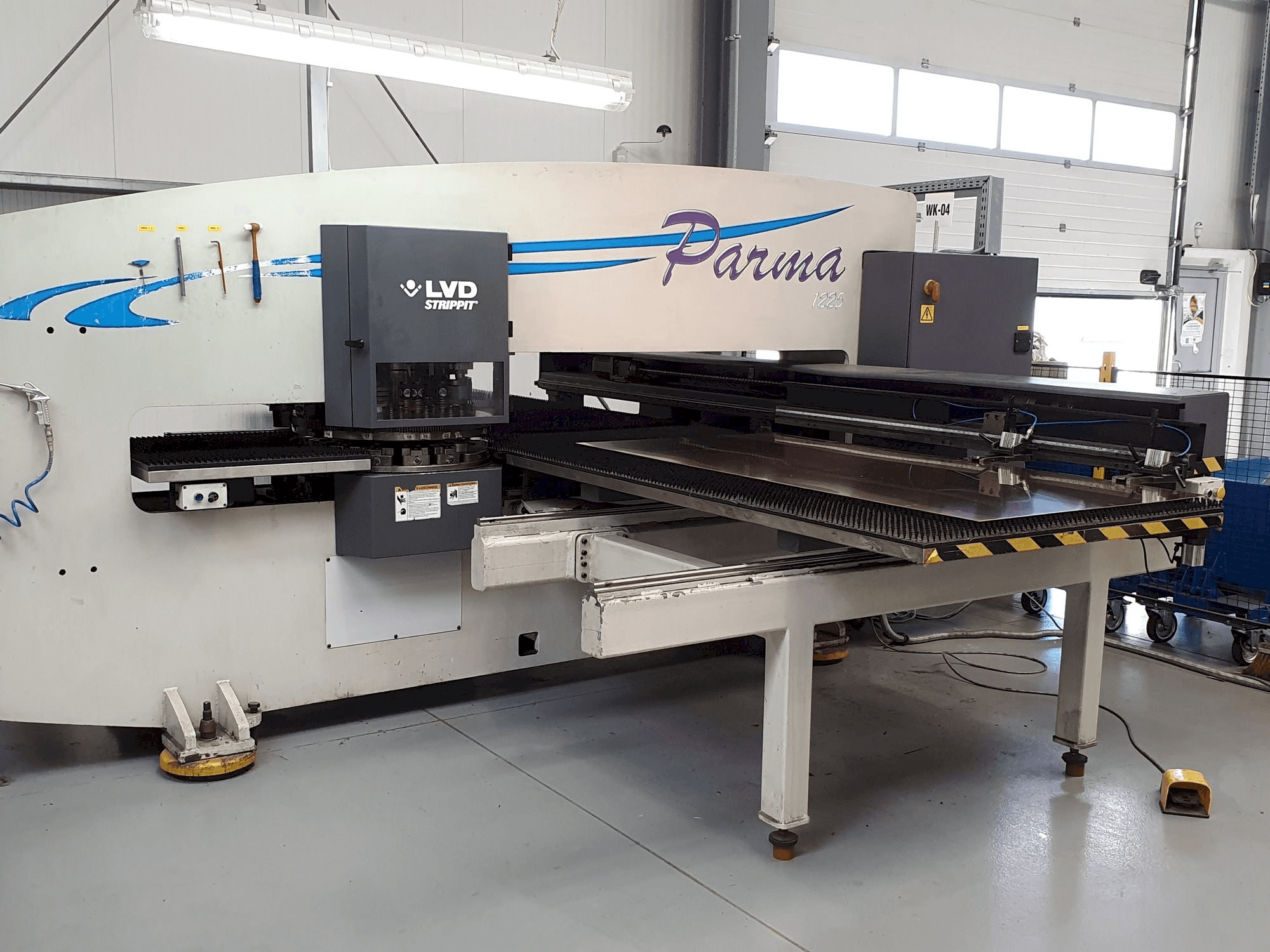 Makine LVD PARMA 1225 TK - Önden görünüm