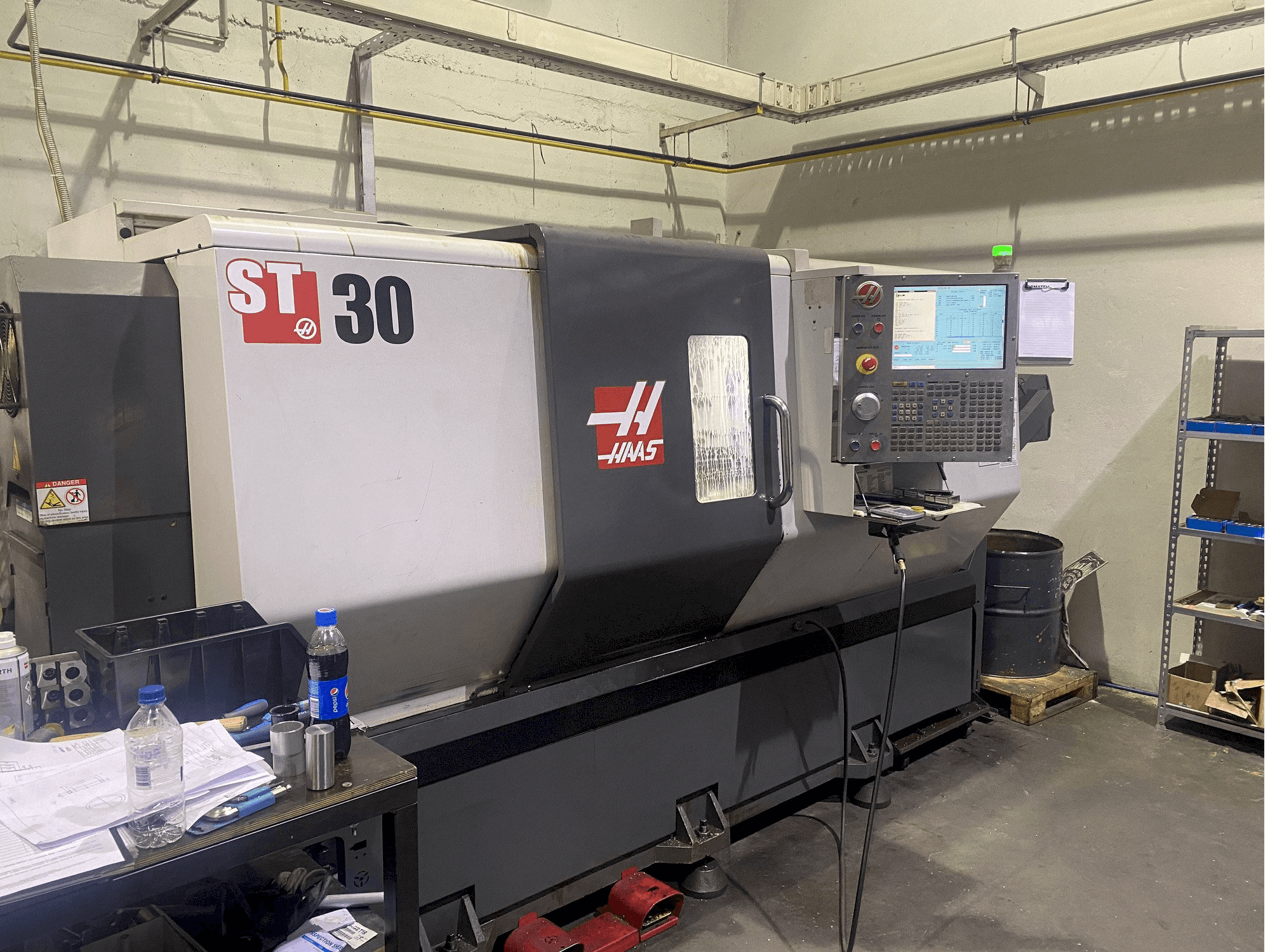 Makine HAAS ST 30 - Önden görünüm
