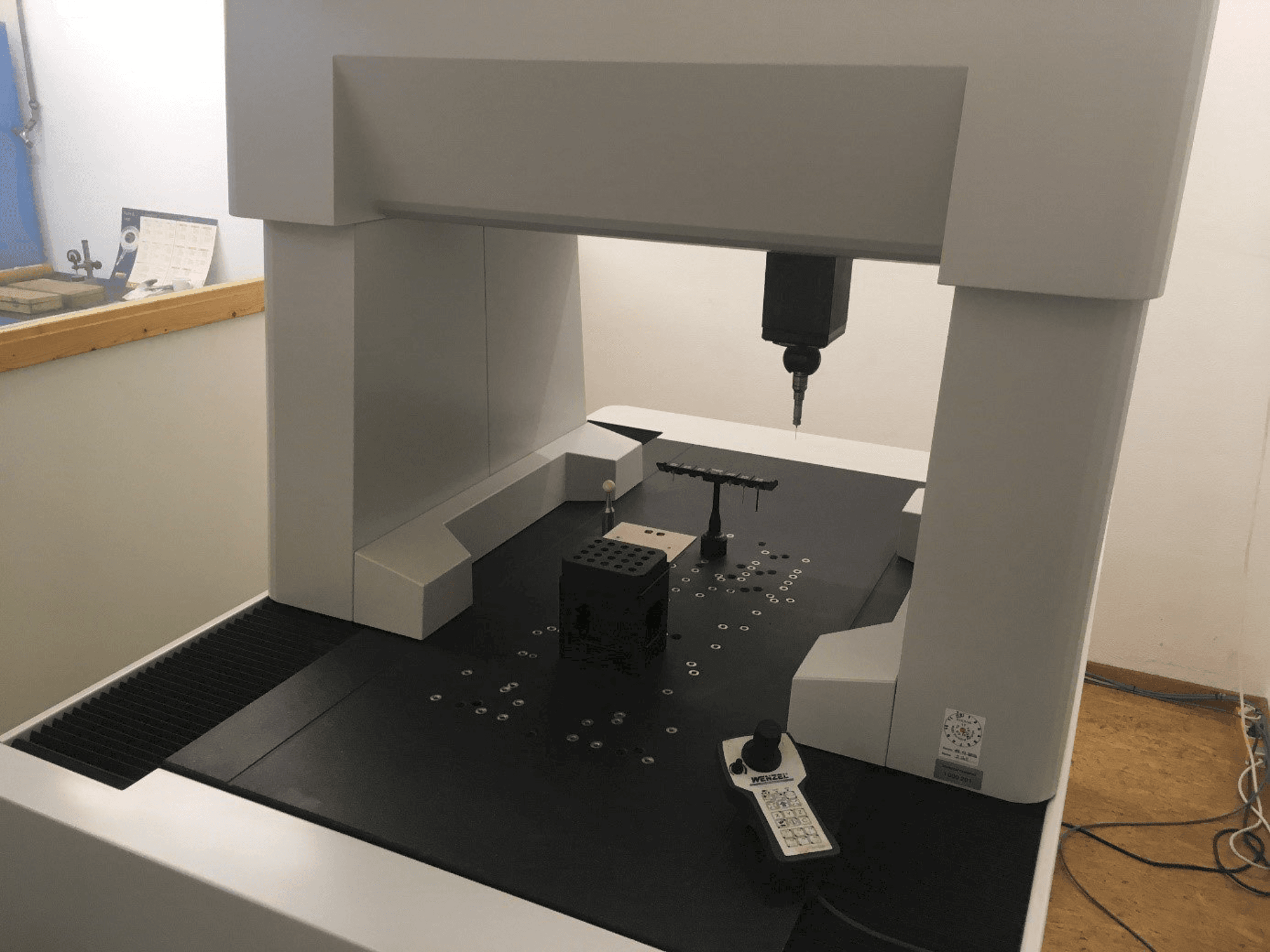 Makine EROWA PreSet Qi - Önden görünüm