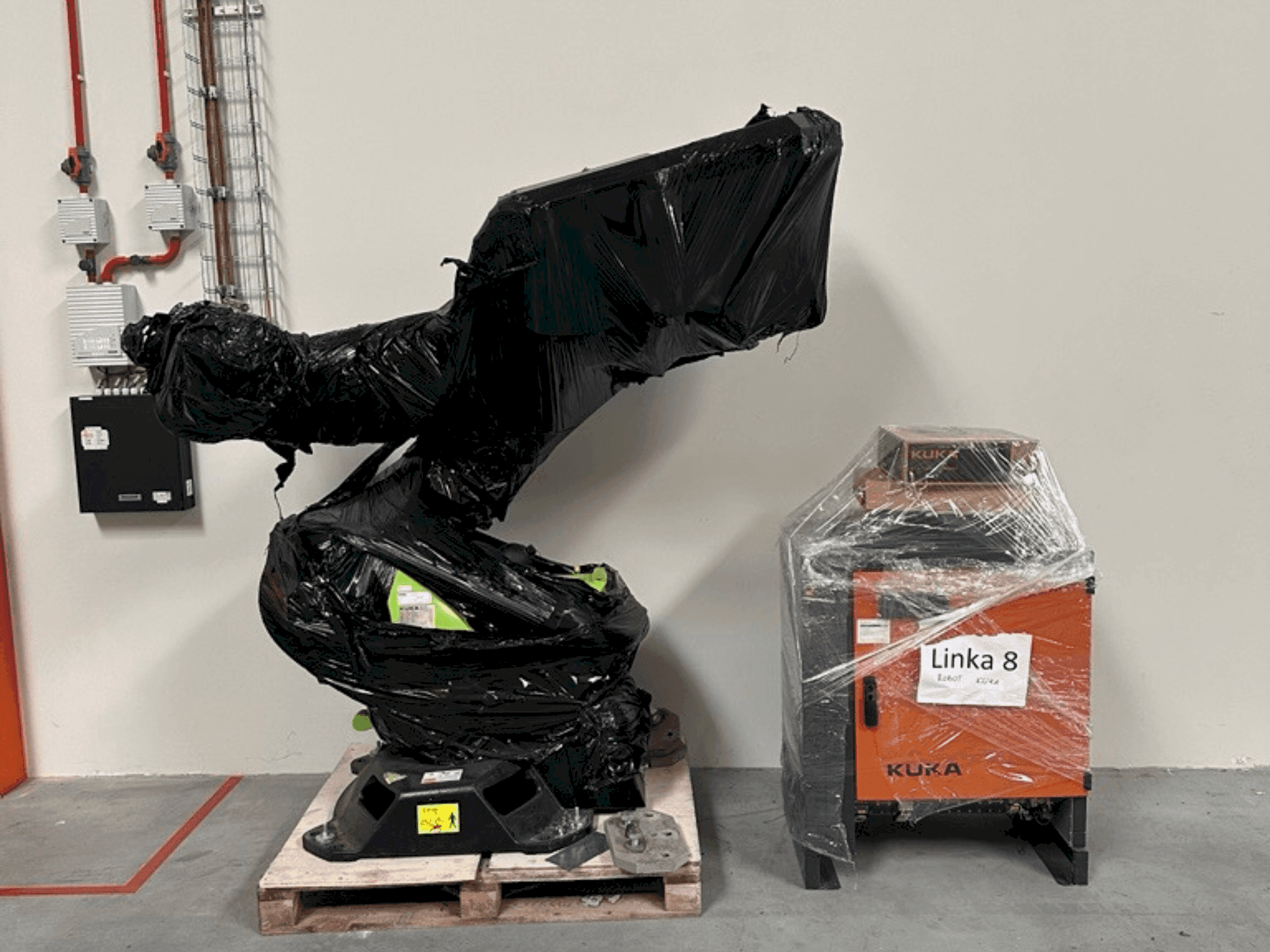 Makine KUKA KR-90 R3100 - Önden görünüm