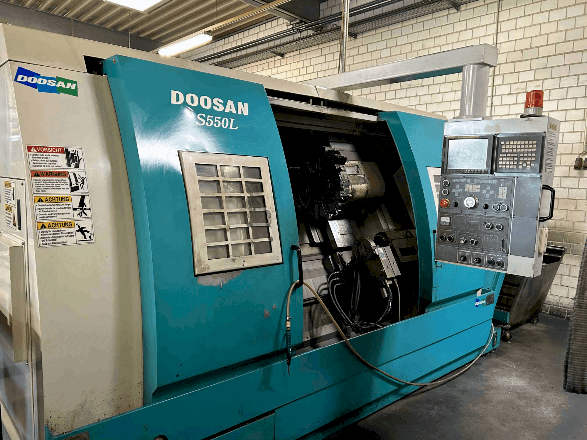Makine DOOSAN S550L - Önden görünüm