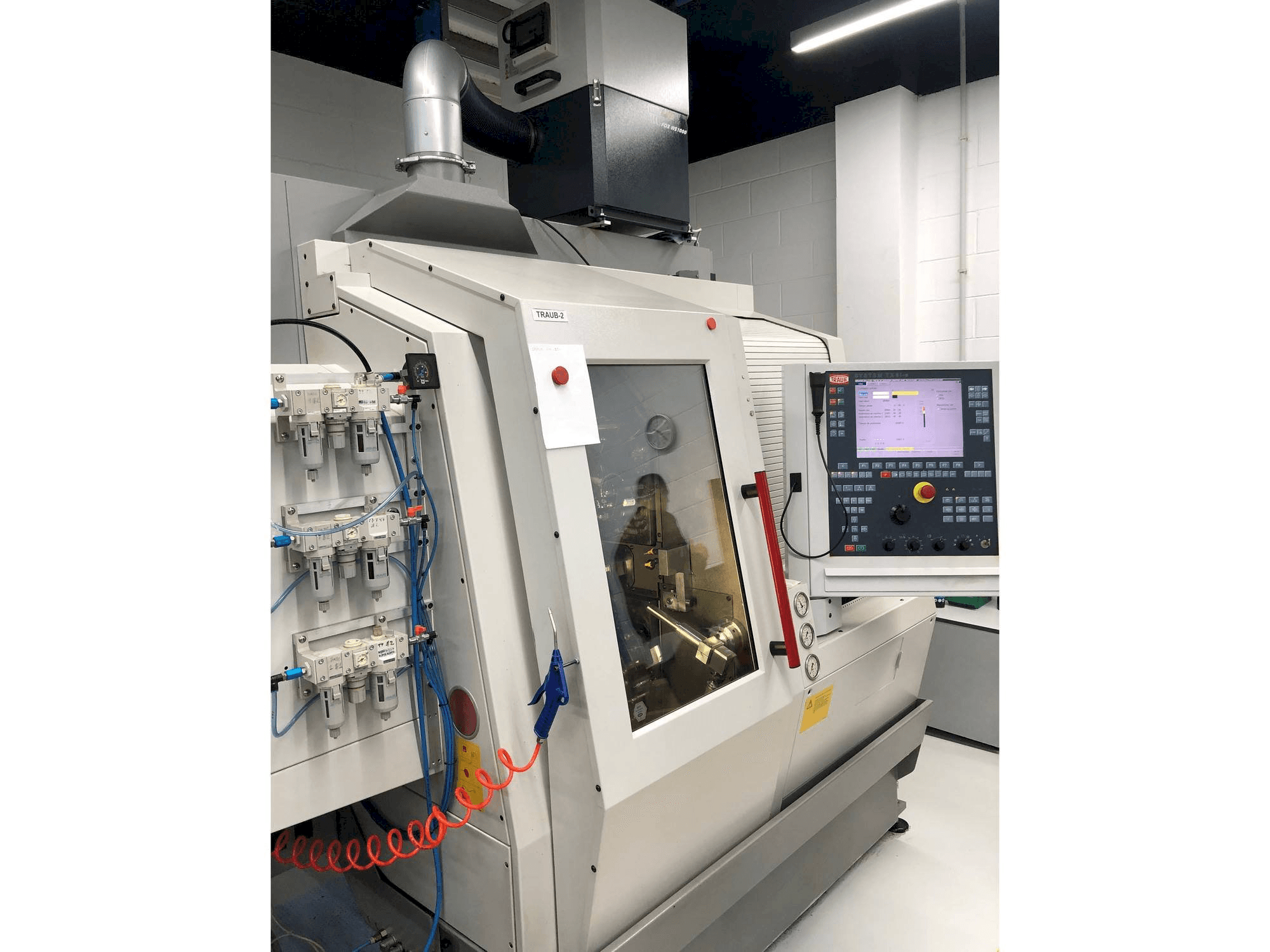 Makine TRAUB TNL 18 - Sol taraftaki görüntü