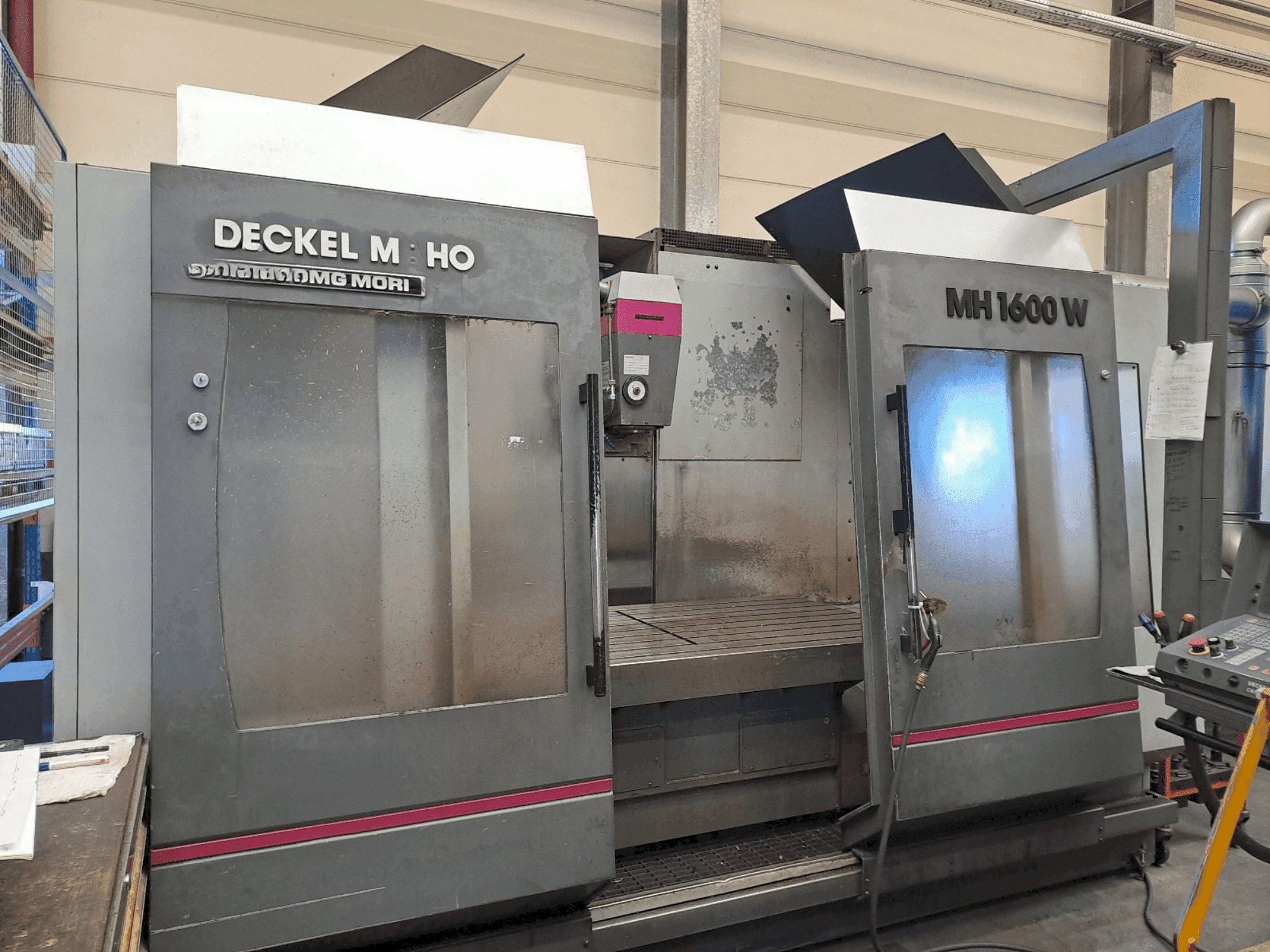 Makine DECKEL MAHO MH 1600 W - Önden görünüm