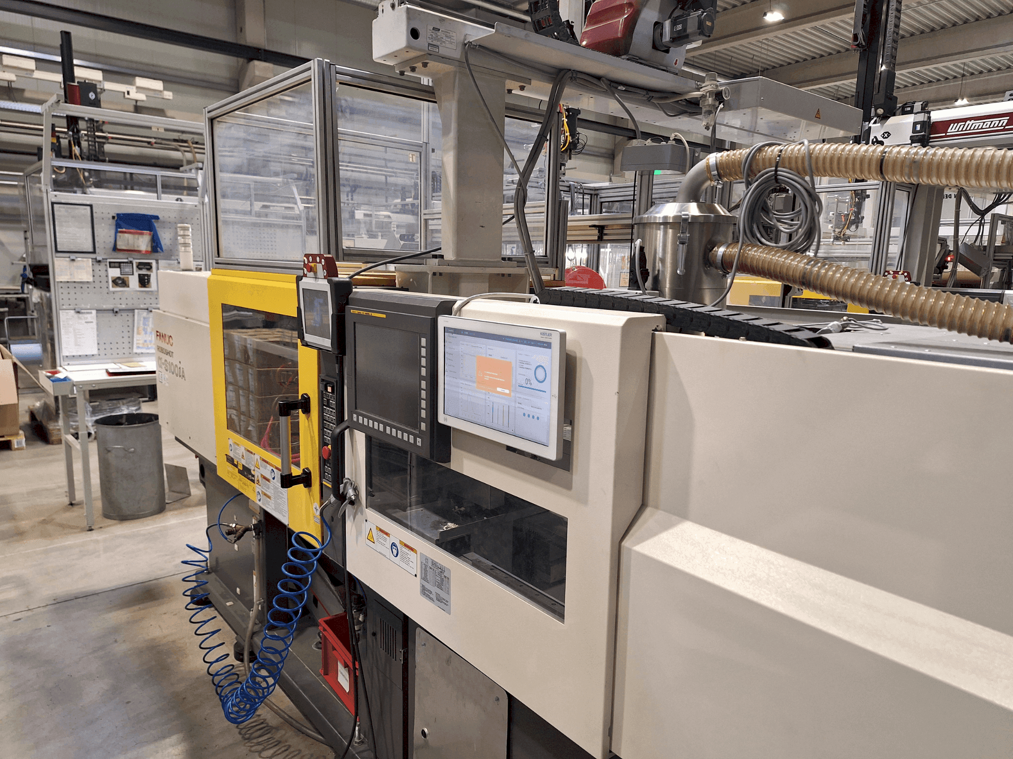 Makine FANUC Roboshot S100iA - Önden görünüm