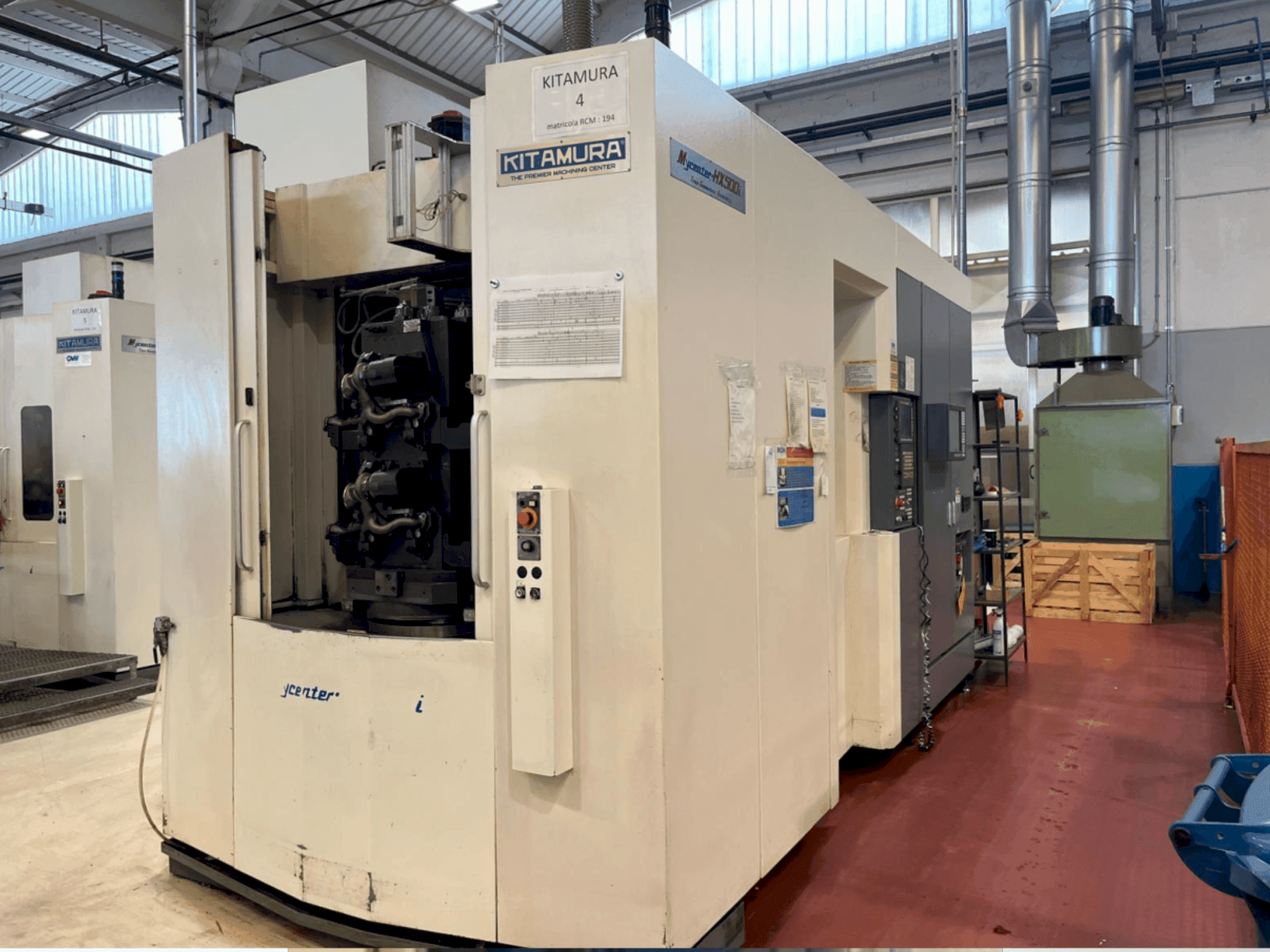 Makine Kitamura Mycenter-HX500iTGA - Önden görünüm