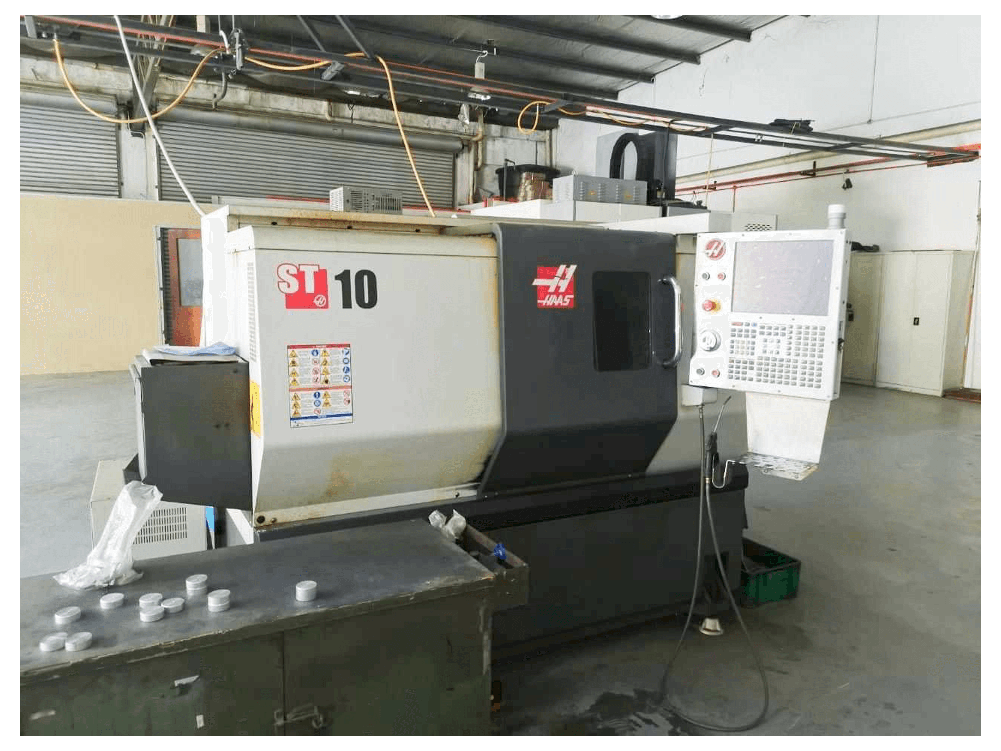 Makine HAAS ST-10 - Önden görünüm