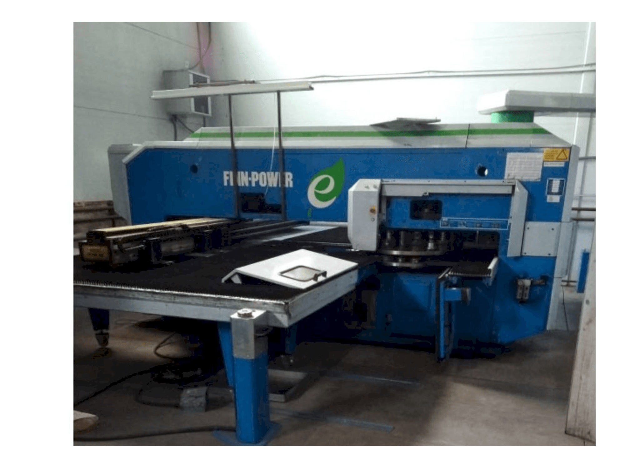 Makine Finn-Power E5 - Önden görünüm